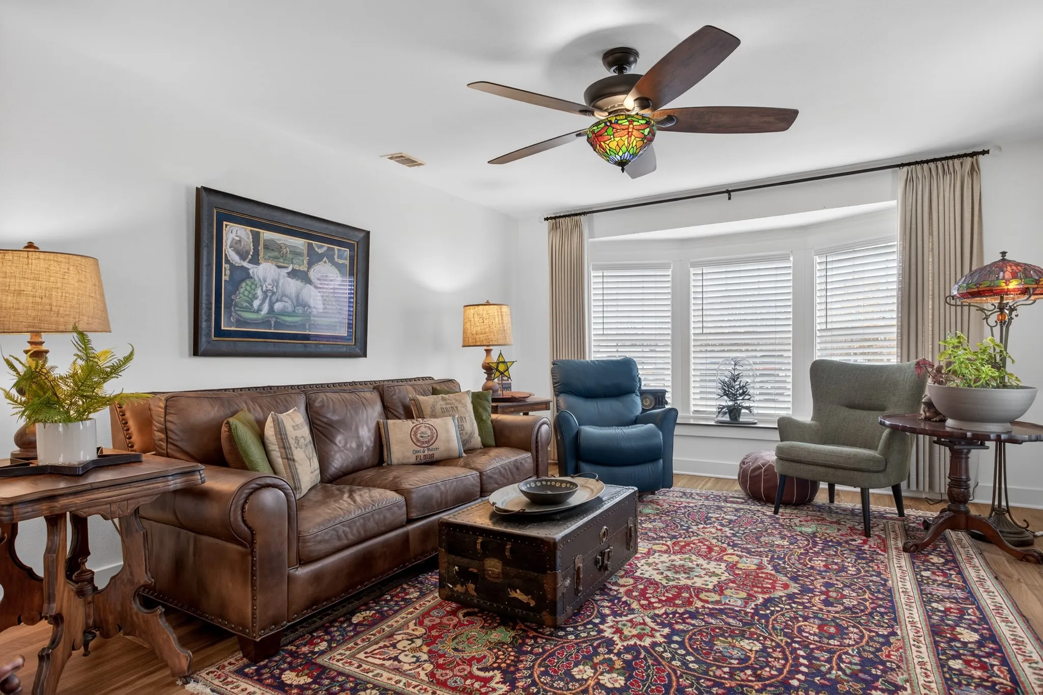 Single Family Residence For Sale in Cooke County , 2074 W Fm 922, Valley View, Texas 76272, 3 Bedroom, 3 Bathroom, Garage spaces, 1,406 Sqft, built in 1947, Preowned, mls#21129959, Real Estate Agent in Valley View, Homes For Sale in Cooke county, Homes For Sale in Valley View, Realtor in Valley View Texas, Real Estate Brokerage Independent Realty Texas, Luminita Cordes Realtor