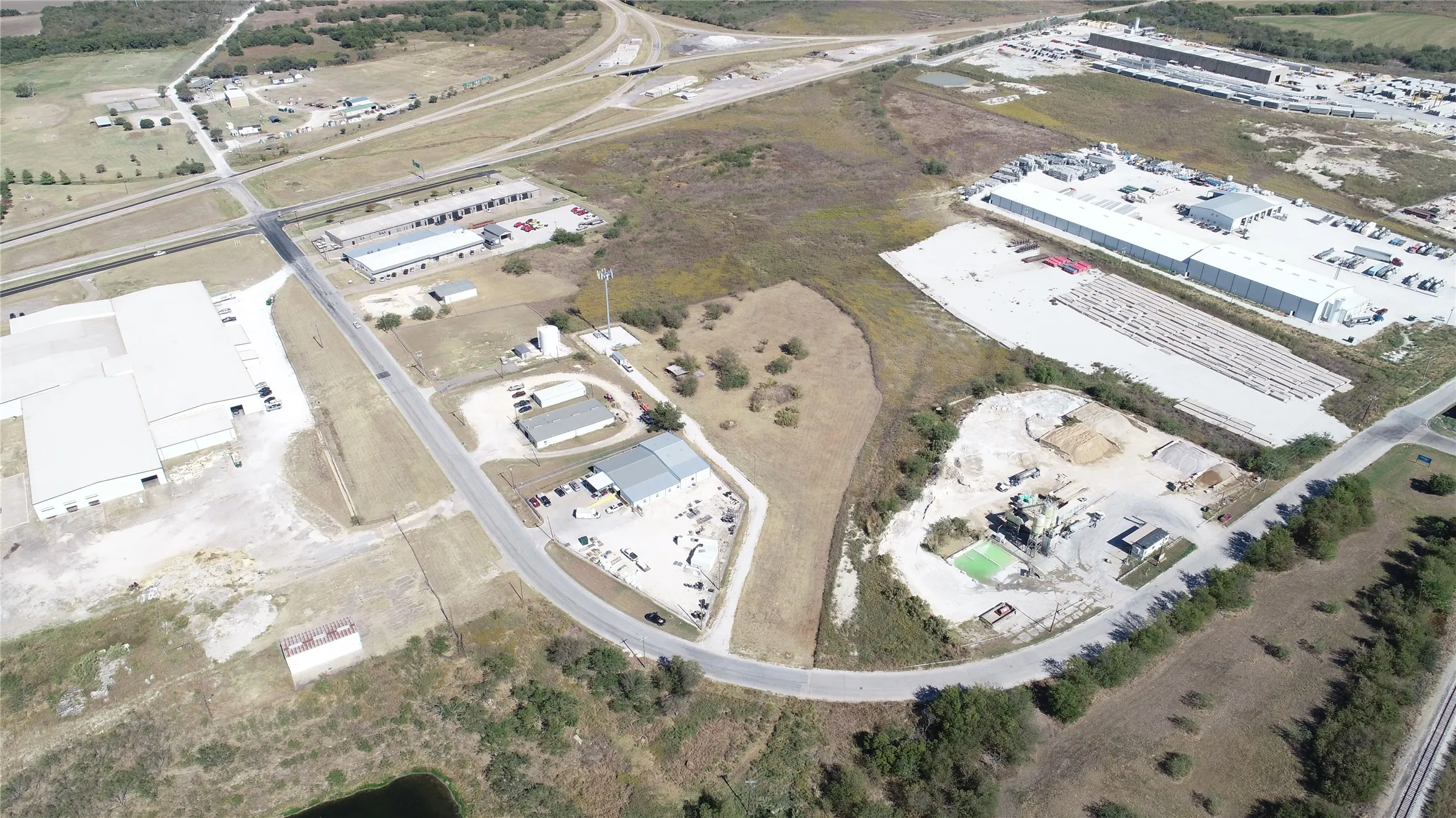 Industrial For Rent in Hill County , 117 Industrial Loop, Hillsboro, Texas 76645, 0, 0, Garage spaces, 0 Sqft, built in 0, Unknown, Price $2,000, mls#21128581, Real Estate Agent in Hillsboro, Homes For Rent in Hill county, Homes For Rent in Hillsboro, Realtor in Hillsboro Texas, Real Estate Brokerage Independent Realty Texas, Luminita Cordes Realtor