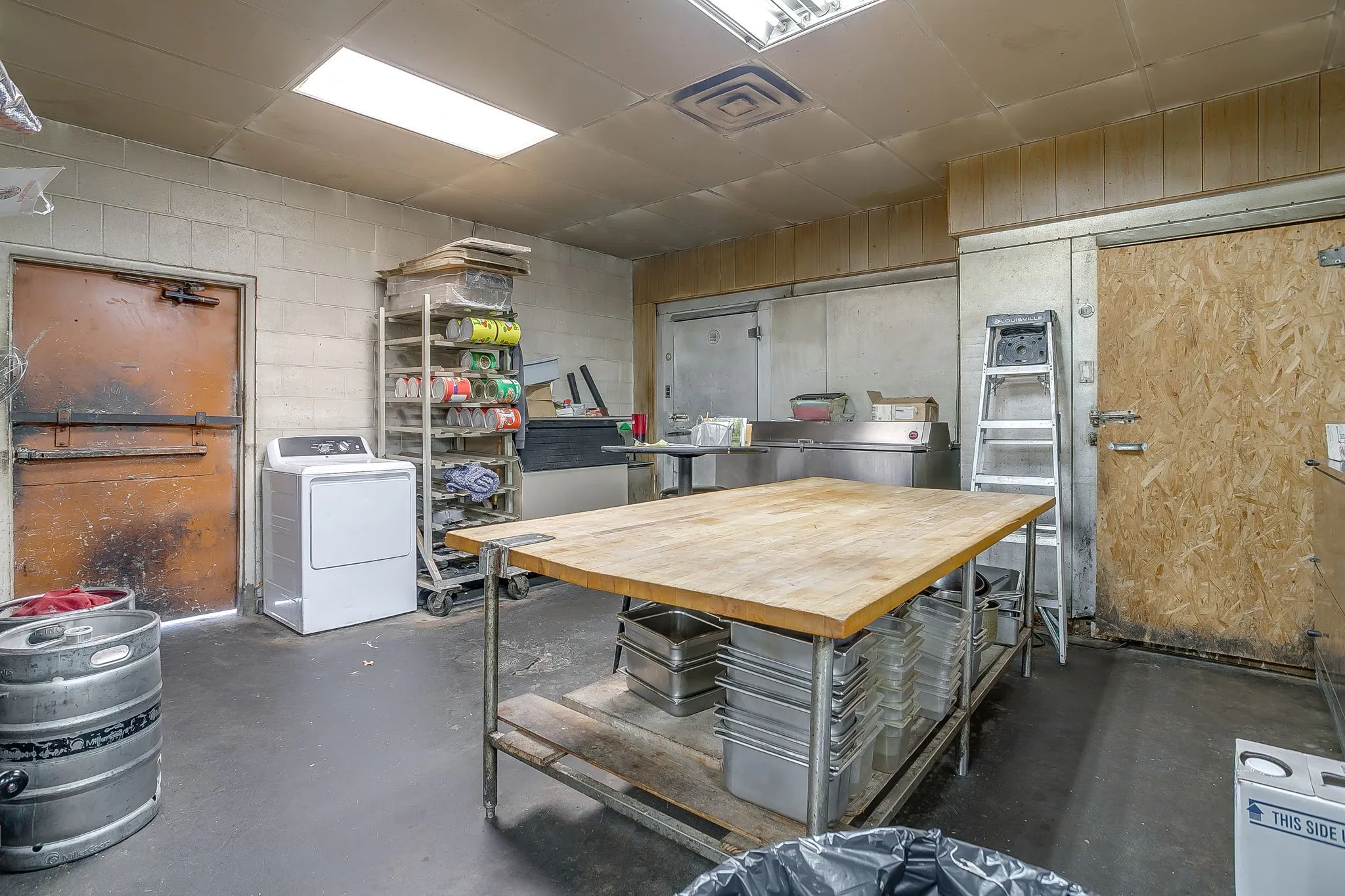 Business For Sale in Young County , 1111 State Highway 16 S, Graham, Texas 76450, 0, 0, Garage spaces, 5,000 Sqft, built in 1983, Preowned, Price $999,999, mls#21130438, Real Estate Agent in Graham, Homes For Sale in Young county, Homes For Sale in Graham, Realtor in Graham Texas, Real Estate Brokerage Independent Realty Texas, Luminita Cordes Realtor
