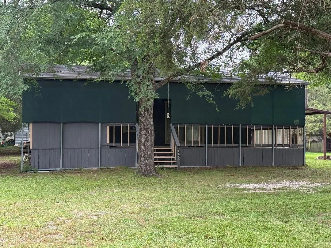 Single Family Residence For Sale in Freestone County , 260 Brandywine Avenue, Streetman, Texas 75859, 1 Bedroom, 1 Bathroom, Garage spaces, 264 Sqft, built in 2015, mls#21134349, Real Estate Agent in Streetman, Homes For Sale in Freestone county, Homes For Sale in Streetman, Realtor in Streetman Texas, Real Estate Brokerage Independent Realty Texas, Luminita Cordes Realtor