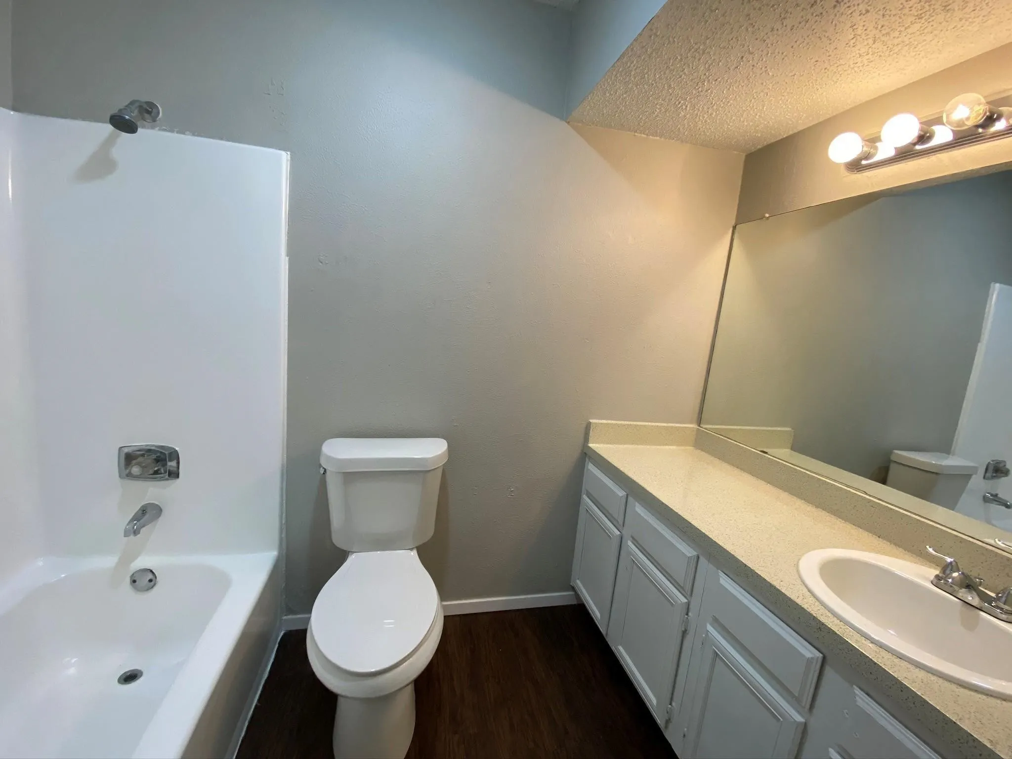 Townhouse For Rent in Dallas County , 9696 Walnut Street 1502, Dallas, Texas 75243, 1 Bedroom, 1 Bathroom, Garage spaces, 730 Sqft, built in 1981, Preowned, mls#21135650, Real Estate Agent in Dallas, Homes For Rent in Dallas county, Homes For Rent in Dallas, Realtor in Dallas Texas, Real Estate Brokerage Independent Realty Texas, Luminita Cordes Realtor