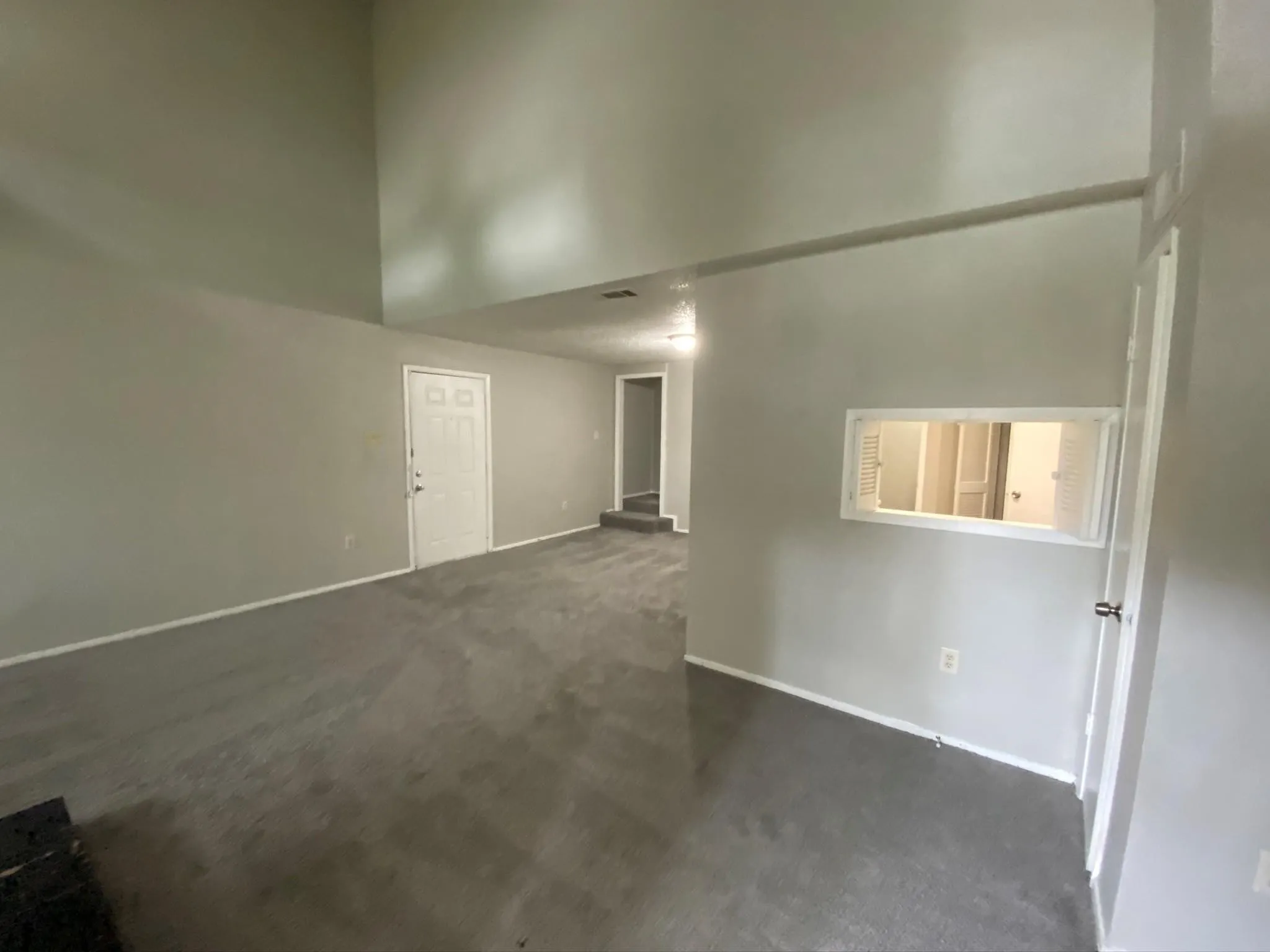 Townhouse For Rent in Dallas County , 9696 Walnut Street 1502, Dallas, Texas 75243, 1 Bedroom, 1 Bathroom, Garage spaces, 730 Sqft, built in 1981, Preowned, mls#21135650, Real Estate Agent in Dallas, Homes For Rent in Dallas county, Homes For Rent in Dallas, Realtor in Dallas Texas, Real Estate Brokerage Independent Realty Texas, Luminita Cordes Realtor