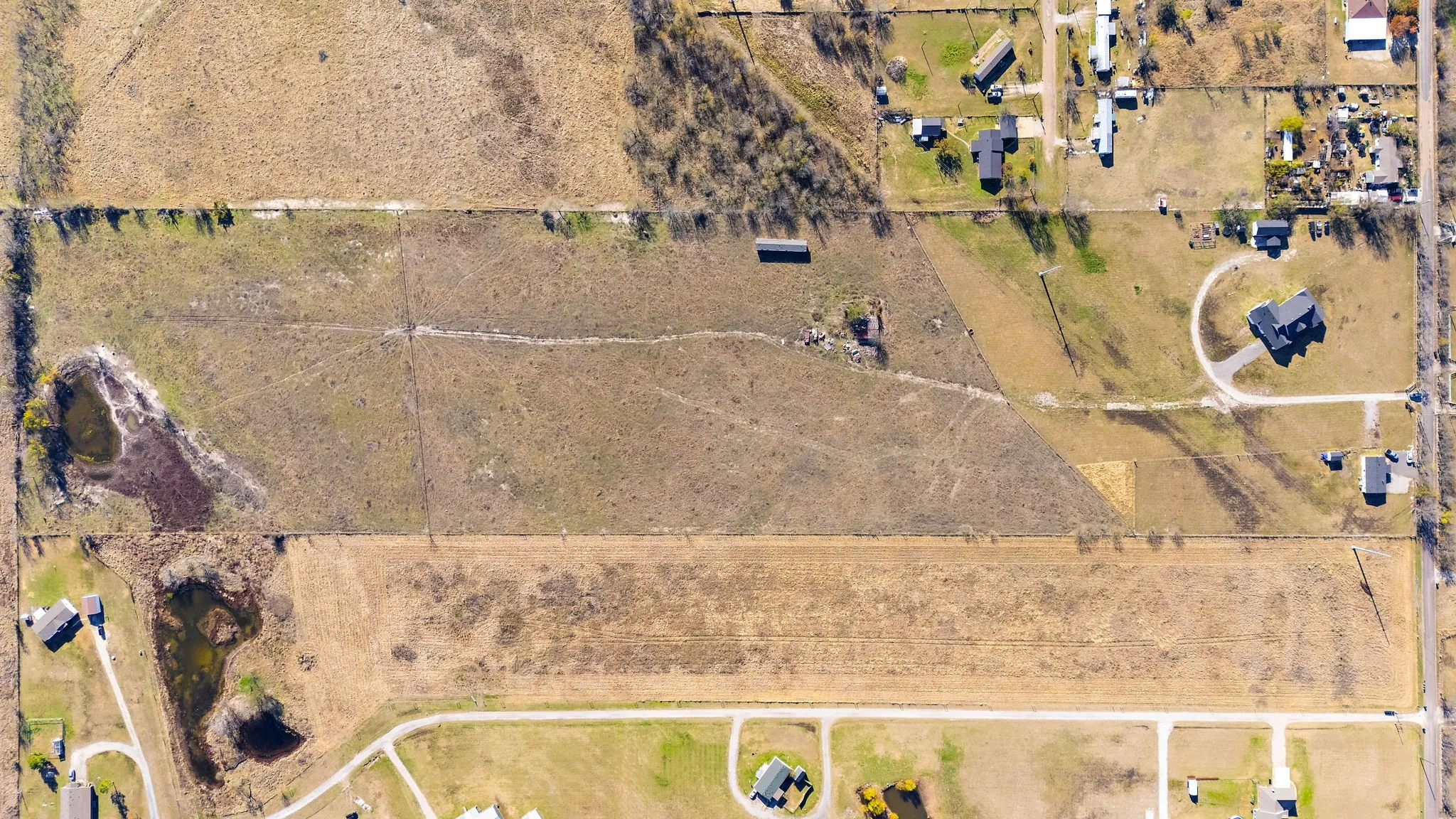 Single Family Residence For Sale in Kaufman County , 14346 Quail Lane, Terrell, Texas 75160, 4 Bedroom, 4 Bathroom, 2 Garage spaces, 3,087 Sqft, built in 2023, Preowned, mls#21135696, Real Estate Agent in Terrell, Homes For Sale in Kaufman county, Homes For Sale in Terrell, Realtor in Terrell Texas, Real Estate Brokerage Independent Realty Texas, Luminita Cordes Realtor