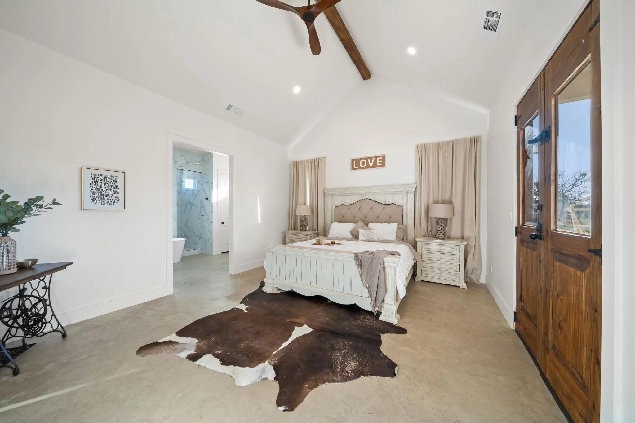 Single Family Residence For Sale in Kaufman County , 14346 Quail Lane, Terrell, Texas 75160, 4 Bedroom, 4 Bathroom, 2 Garage spaces, 3,087 Sqft, built in 2023, Preowned, mls#21135696, Real Estate Agent in Terrell, Homes For Sale in Kaufman county, Homes For Sale in Terrell, Realtor in Terrell Texas, Real Estate Brokerage Independent Realty Texas, Luminita Cordes Realtor