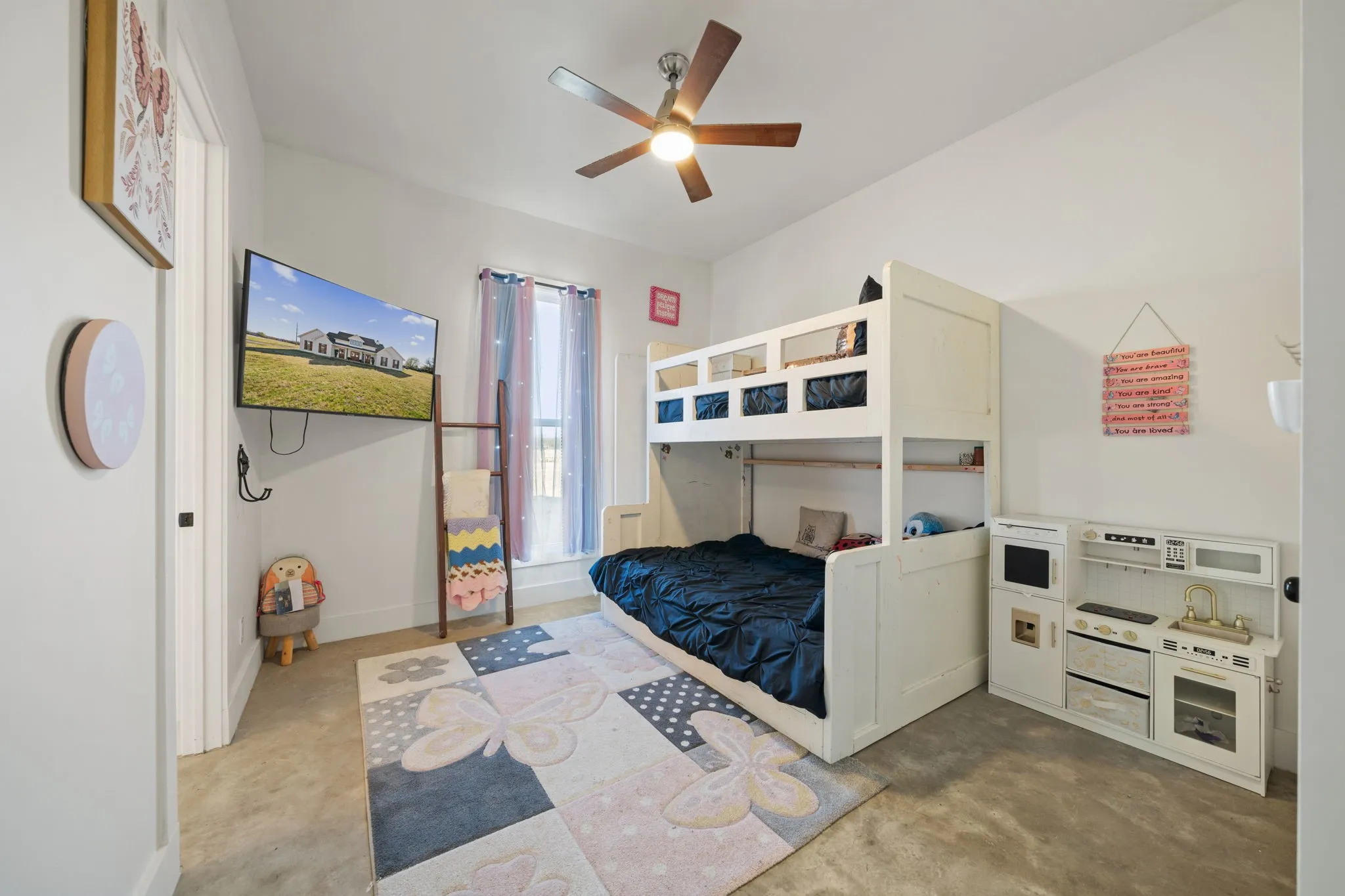 Single Family Residence For Sale in Kaufman County , 14346 Quail Lane, Terrell, Texas 75160, 4 Bedroom, 4 Bathroom, 2 Garage spaces, 3,087 Sqft, built in 2023, Preowned, mls#21135696, Real Estate Agent in Terrell, Homes For Sale in Kaufman county, Homes For Sale in Terrell, Realtor in Terrell Texas, Real Estate Brokerage Independent Realty Texas, Luminita Cordes Realtor