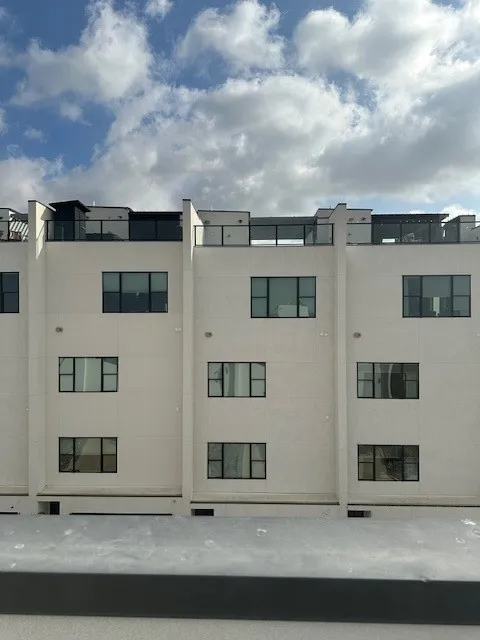 Townhouse For Sale in Denton County , 4905 Blaynes View, The Colony, Texas 75056, 3 Bedroom, 5 Bathroom, 2 Garage spaces, 2,779 Sqft, built in 2022, Preowned, mls#21119308, Real Estate Agent in The Colony, Homes For Sale in Denton county, Homes For Sale in The Colony, Realtor in The Colony Texas, Real Estate Brokerage Independent Realty Texas, Luminita Cordes Realtor