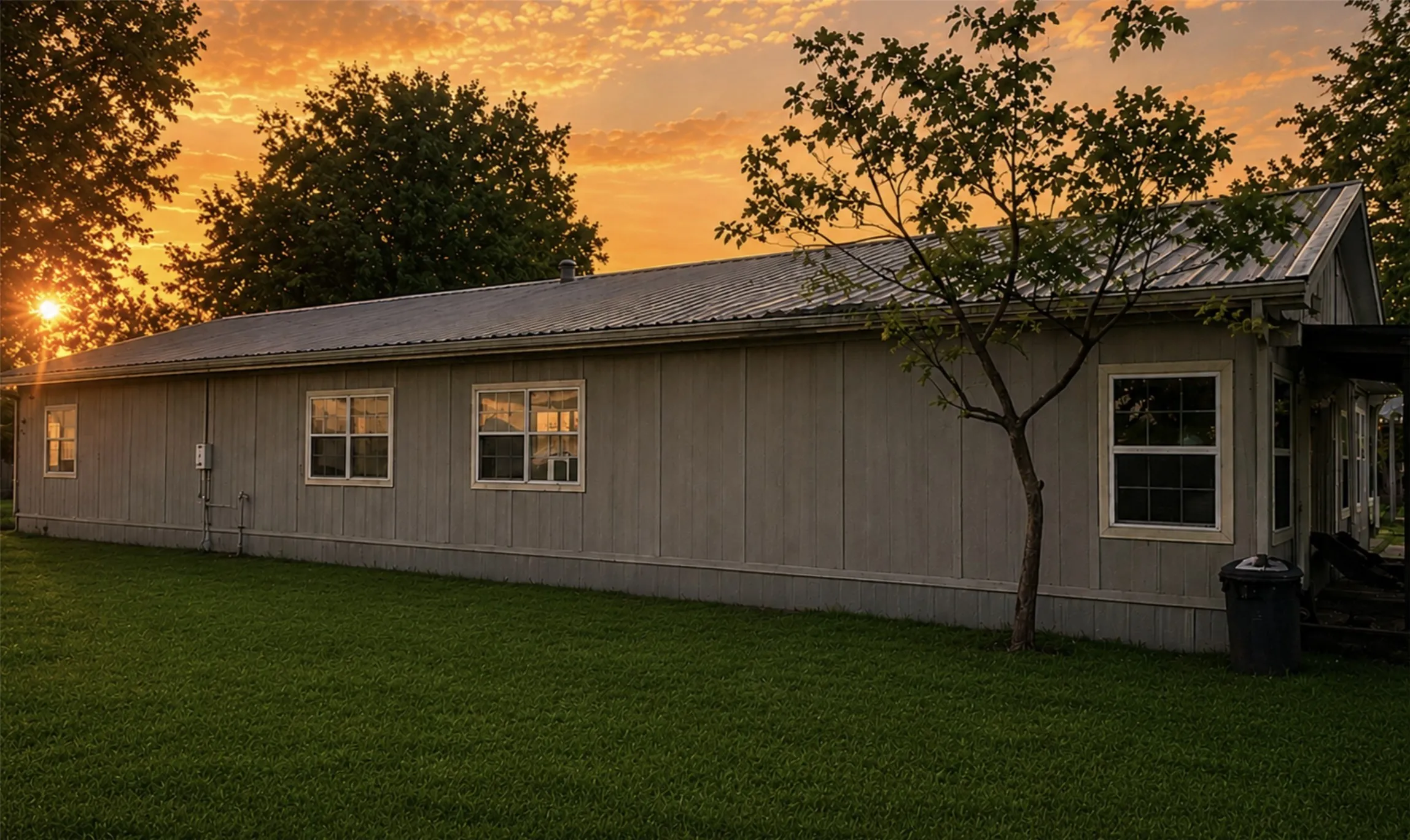 For Sale in Rains County , 129&131 N Dunbar Lane, Emory, Texas 75440, 5 Bedroom, 3 Bathroom, Garage spaces, 0 Sqft, built in 1975, Preowned, mls#21135772, Real Estate Agent in Emory, Homes For Sale in Rains county, Homes For Sale in Emory, Realtor in Emory Texas, Real Estate Brokerage Independent Realty Texas, Luminita Cordes Realtor
