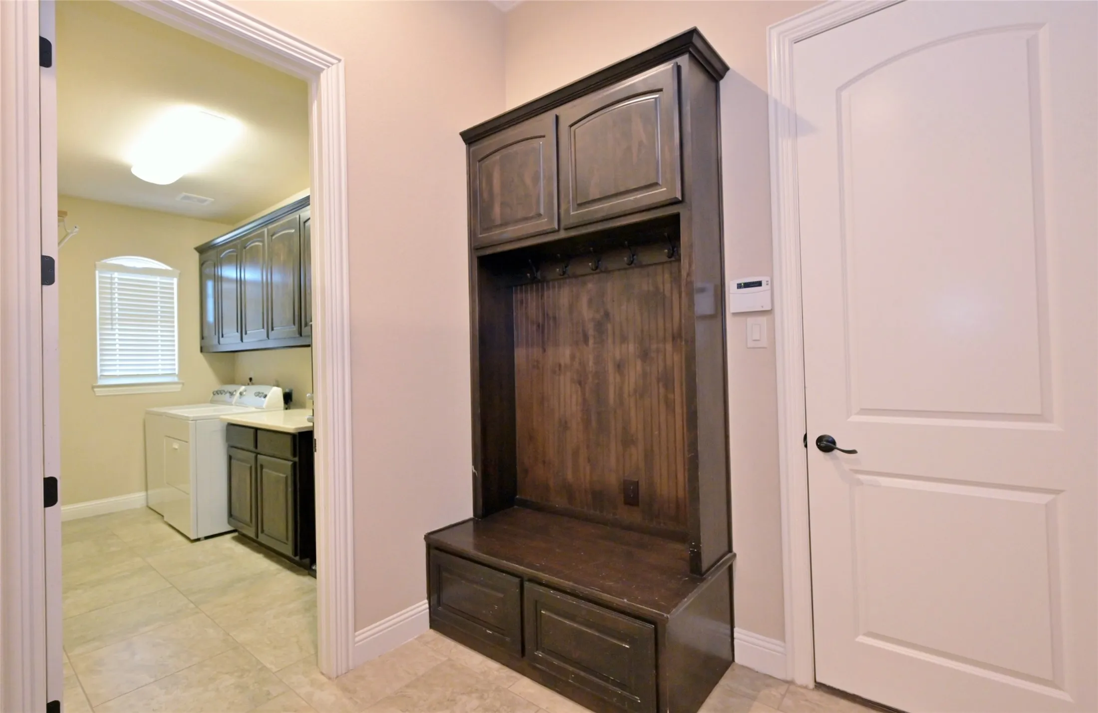 Single Family Residence For Sale in Rockwall County , 4095 Bridgecreek Drive, Rockwall, Texas 75032, 5 Bedroom, 3 Bathroom, 3 Garage spaces, 3,041 Sqft, built in 2014, Preowned, mls#21135358, Real Estate Agent in Rockwall, Homes For Sale in Rockwall county, Homes For Sale in Rockwall, Realtor in Rockwall Texas, Real Estate Brokerage Independent Realty Texas, Luminita Cordes Realtor