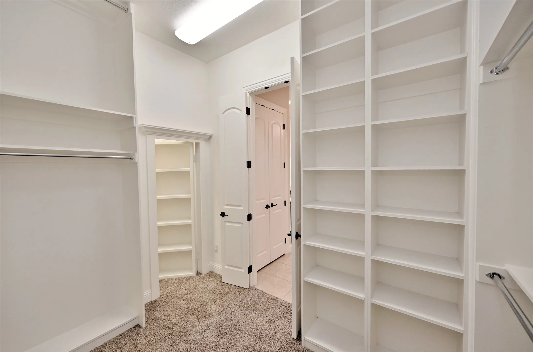 Single Family Residence For Sale in Rockwall County , 4095 Bridgecreek Drive, Rockwall, Texas 75032, 5 Bedroom, 3 Bathroom, 3 Garage spaces, 3,041 Sqft, built in 2014, Preowned, mls#21135358, Real Estate Agent in Rockwall, Homes For Sale in Rockwall county, Homes For Sale in Rockwall, Realtor in Rockwall Texas, Real Estate Brokerage Independent Realty Texas, Luminita Cordes Realtor