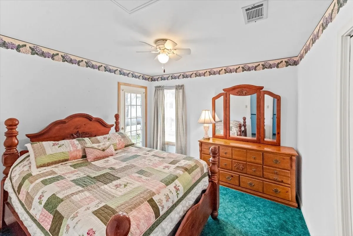Single Family Residence For Sale in Bosque County , 158 County Road 1733, Clifton, Texas 76634, 3 Bedroom, 2 Bathroom, Garage spaces, 2,330 Sqft, built in 1950, mls#21133491, Real Estate Agent in Clifton, Homes For Sale in Bosque county, Homes For Sale in Clifton, Realtor in Clifton Texas, Real Estate Brokerage Independent Realty Texas, Luminita Cordes Realtor