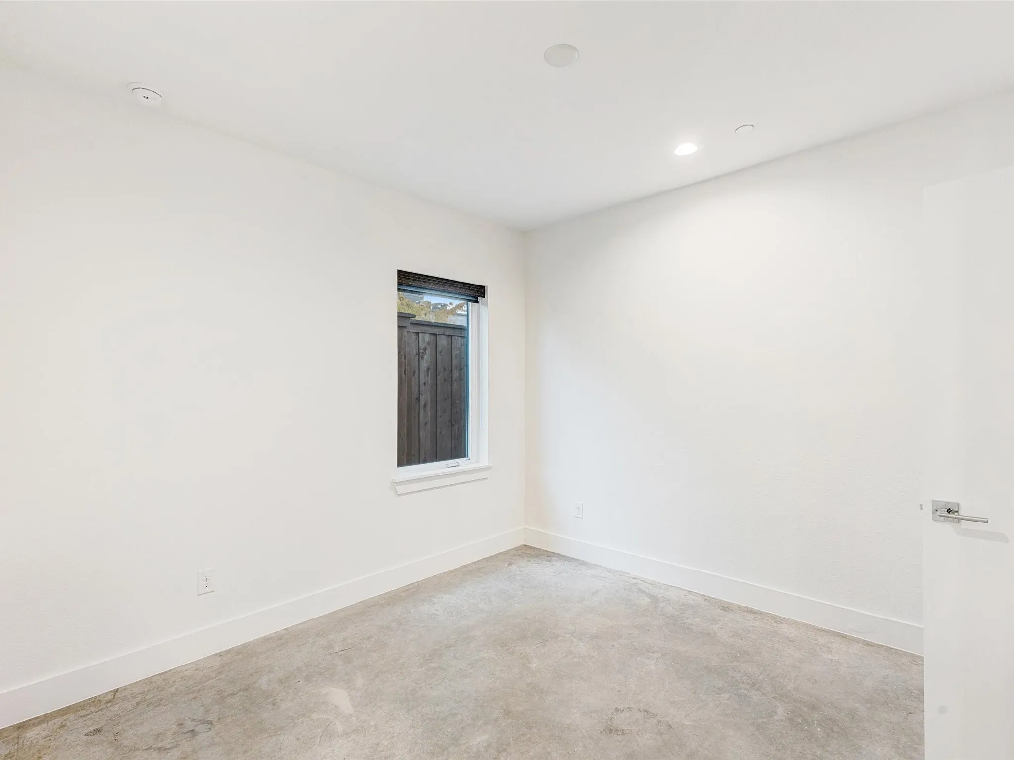 Condominium For Sale in Dallas County , 1771 Mc Coy Street 305, Dallas, Texas 75204, 2 Bedroom, 3 Bathroom, 2 Garage spaces, 2,163 Sqft, built in 2017, mls#21112954, Real Estate Agent in Dallas, Homes For Sale in Dallas county, Homes For Sale in Dallas, Realtor in Dallas Texas, Real Estate Brokerage Independent Realty Texas, Luminita Cordes Realtor