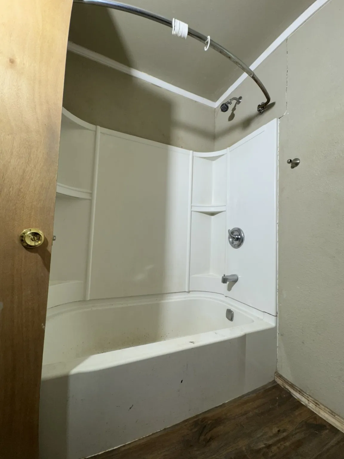Single Family Residence For Sale in Red River (TX) County , 137 CR 2362, Bagwell, Texas 75412, 4 Bedroom, 2 Bathroom, Garage spaces, 2,027 Sqft, built in 1945, mls#21135926, Real Estate Agent in Bagwell, Homes For Sale in Red River (TX) county, Homes For Sale in Bagwell, Realtor in Bagwell Texas, Real Estate Brokerage Independent Realty Texas, Luminita Cordes Realtor