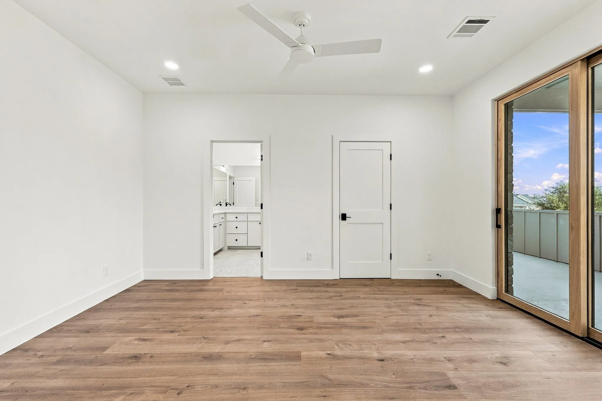 Single Family Residence For Sale in Palo Pinto County , 125 Oyster Bay, Possum Kingdom Lake, Texas 76449, 5 Bedroom, 4 Bathroom, 2 Garage spaces, 2,817 Sqft, built in 2026, New Construction - Incomplete, mls#21132407, Real Estate Agent in Possum Kingdom Lake, Homes For Sale in Palo Pinto county, Homes For Sale in Possum Kingdom Lake, Realtor in Possum Kingdom Lake Texas, Real Estate Brokerage Independent Realty Texas, Luminita Cordes Realtor