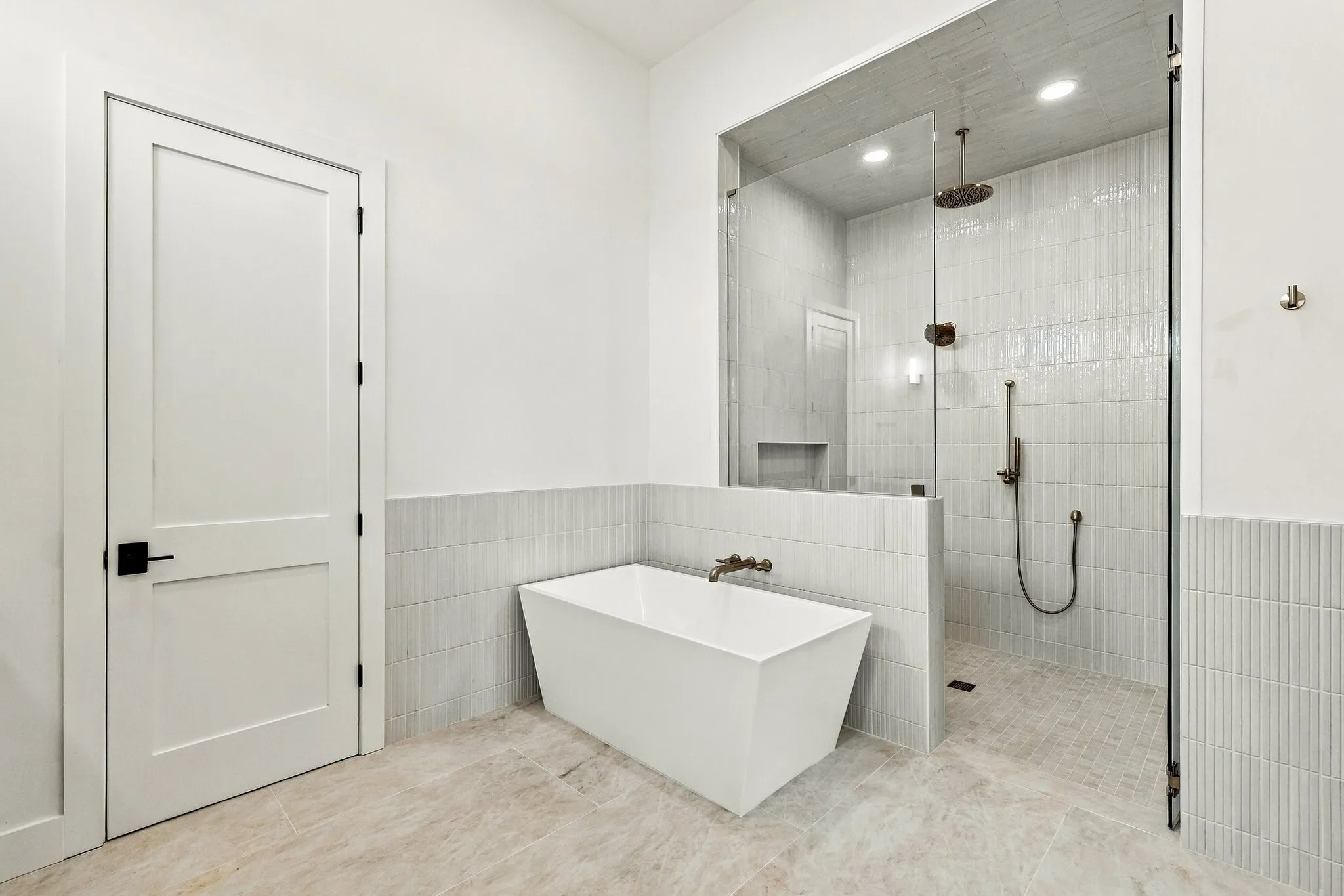 Single Family Residence For Sale in Palo Pinto County , 125 Oyster Bay, Possum Kingdom Lake, Texas 76449, 5 Bedroom, 4 Bathroom, 2 Garage spaces, 2,817 Sqft, built in 2026, New Construction - Incomplete, mls#21132407, Real Estate Agent in Possum Kingdom Lake, Homes For Sale in Palo Pinto county, Homes For Sale in Possum Kingdom Lake, Realtor in Possum Kingdom Lake Texas, Real Estate Brokerage Independent Realty Texas, Luminita Cordes Realtor