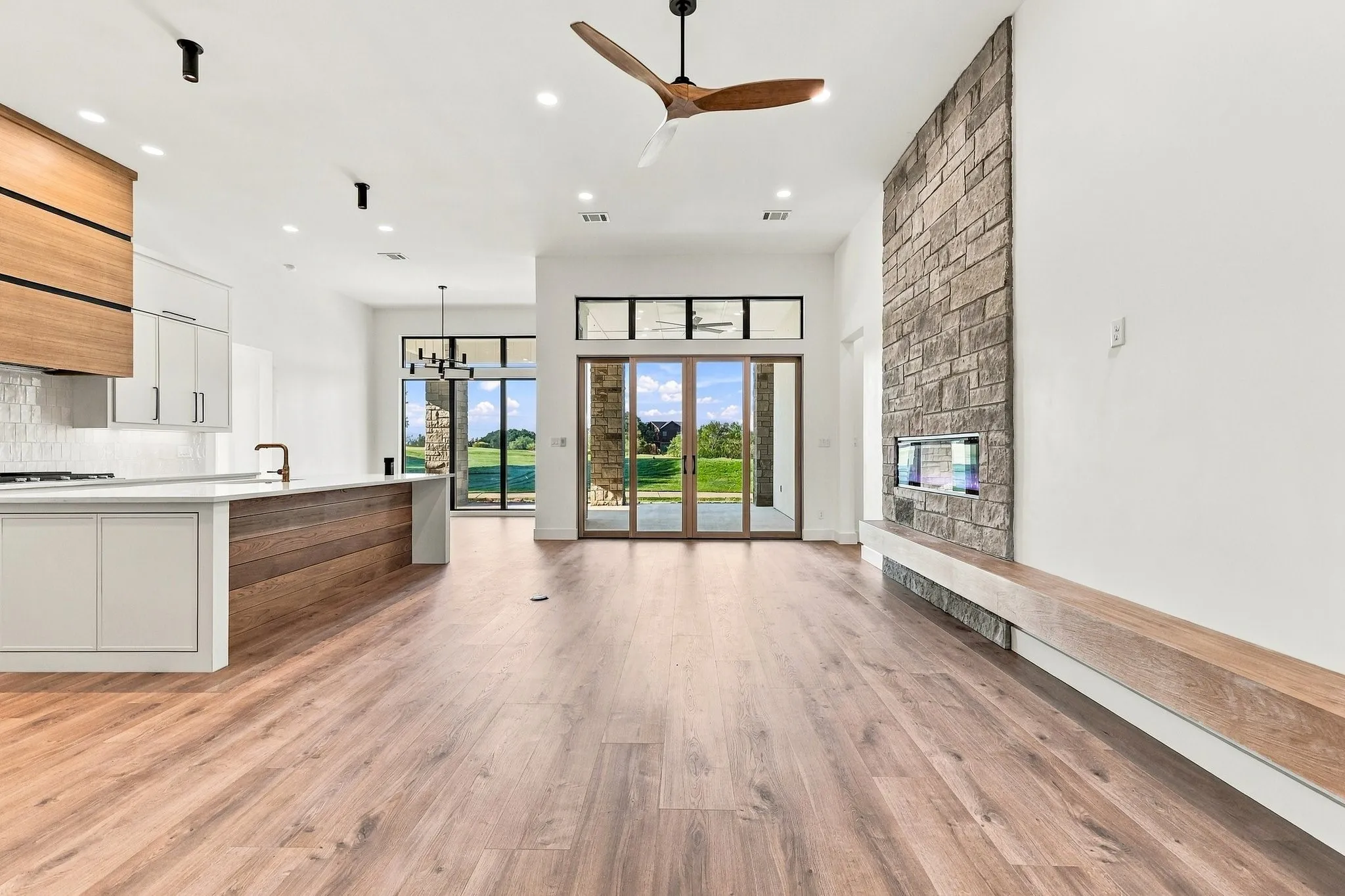 Single Family Residence For Sale in Palo Pinto County , 125 Oyster Bay, Possum Kingdom Lake, Texas 76449, 5 Bedroom, 4 Bathroom, 2 Garage spaces, 2,817 Sqft, built in 2026, New Construction - Incomplete, mls#21132407, Real Estate Agent in Possum Kingdom Lake, Homes For Sale in Palo Pinto county, Homes For Sale in Possum Kingdom Lake, Realtor in Possum Kingdom Lake Texas, Real Estate Brokerage Independent Realty Texas, Luminita Cordes Realtor