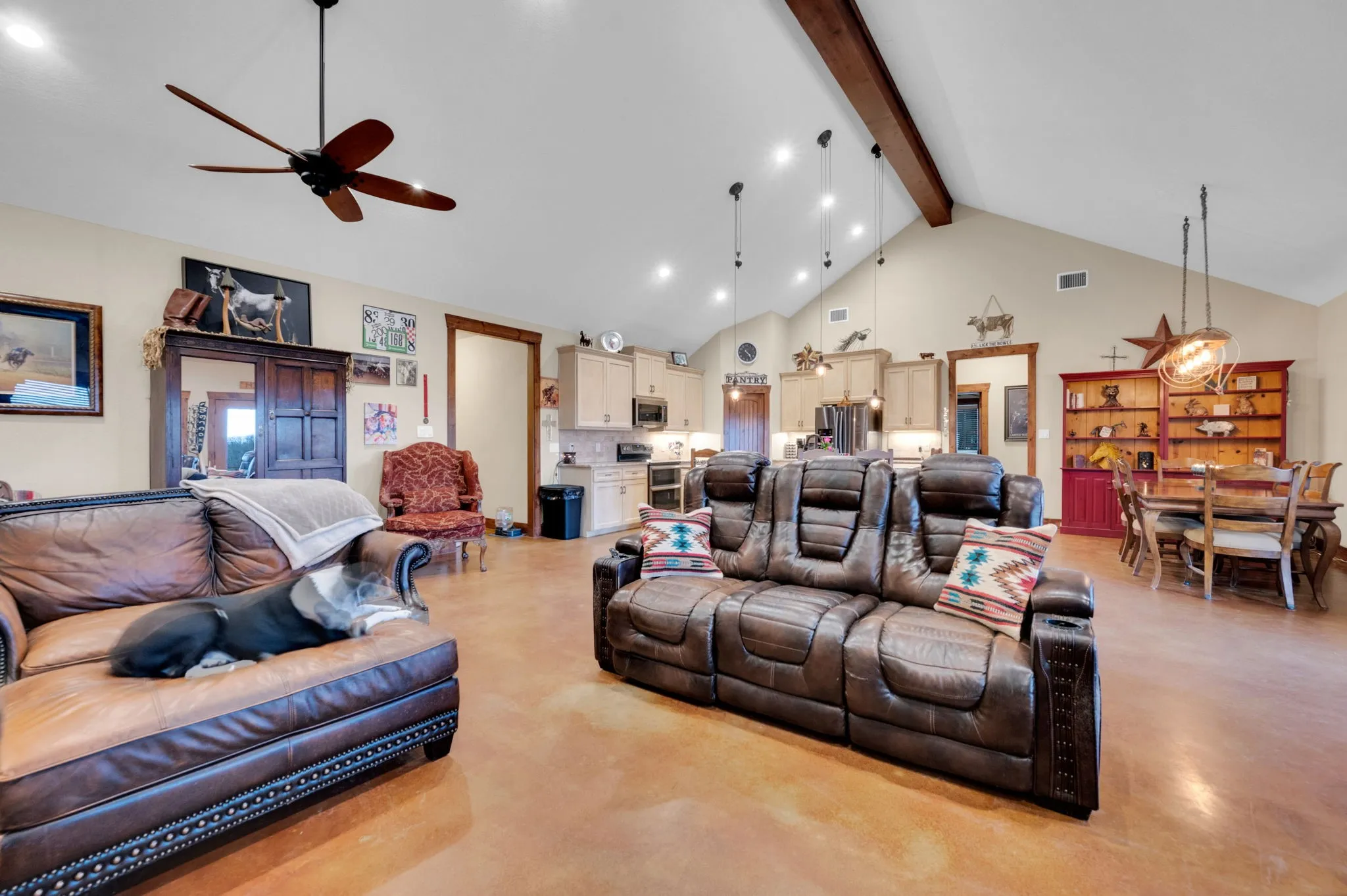 Farm For Sale in Ellis County , 751 Sullivan Road, Ennis, Texas 75119, 4 Bedroom, 3 Bathroom, Garage spaces, 2,720 Sqft, built in 2018, Preowned, mls#21135184, Real Estate Agent in Ennis, Homes For Sale in Ellis county, Homes For Sale in Ennis, Realtor in Ennis Texas, Real Estate Brokerage Independent Realty Texas, Luminita Cordes Realtor
