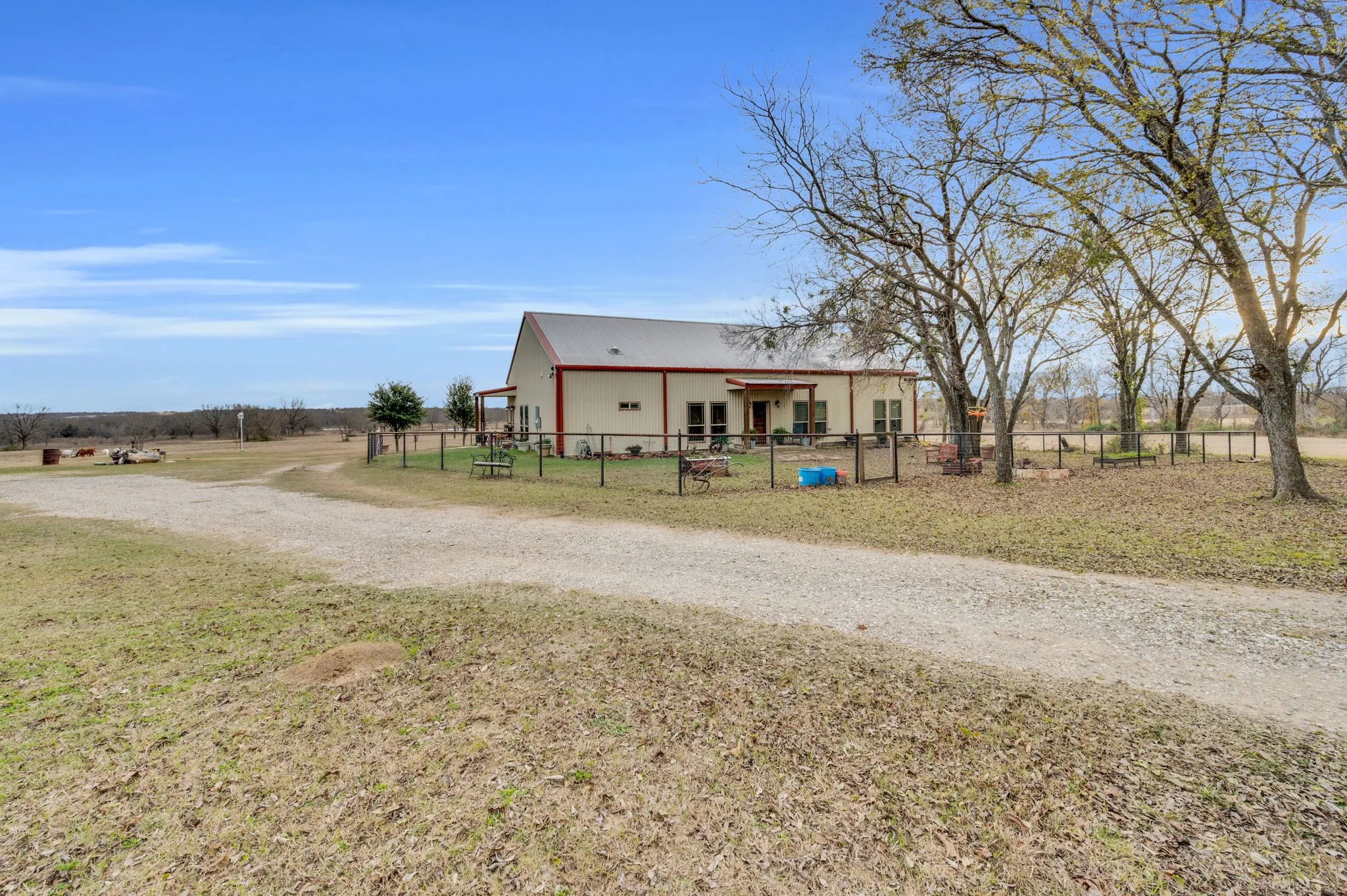 Farm For Sale in Ellis County , 751 Sullivan Road, Ennis, Texas 75119, 4 Bedroom, 3 Bathroom, Garage spaces, 2,720 Sqft, built in 2018, Preowned, mls#21135184, Real Estate Agent in Ennis, Homes For Sale in Ellis county, Homes For Sale in Ennis, Realtor in Ennis Texas, Real Estate Brokerage Independent Realty Texas, Luminita Cordes Realtor