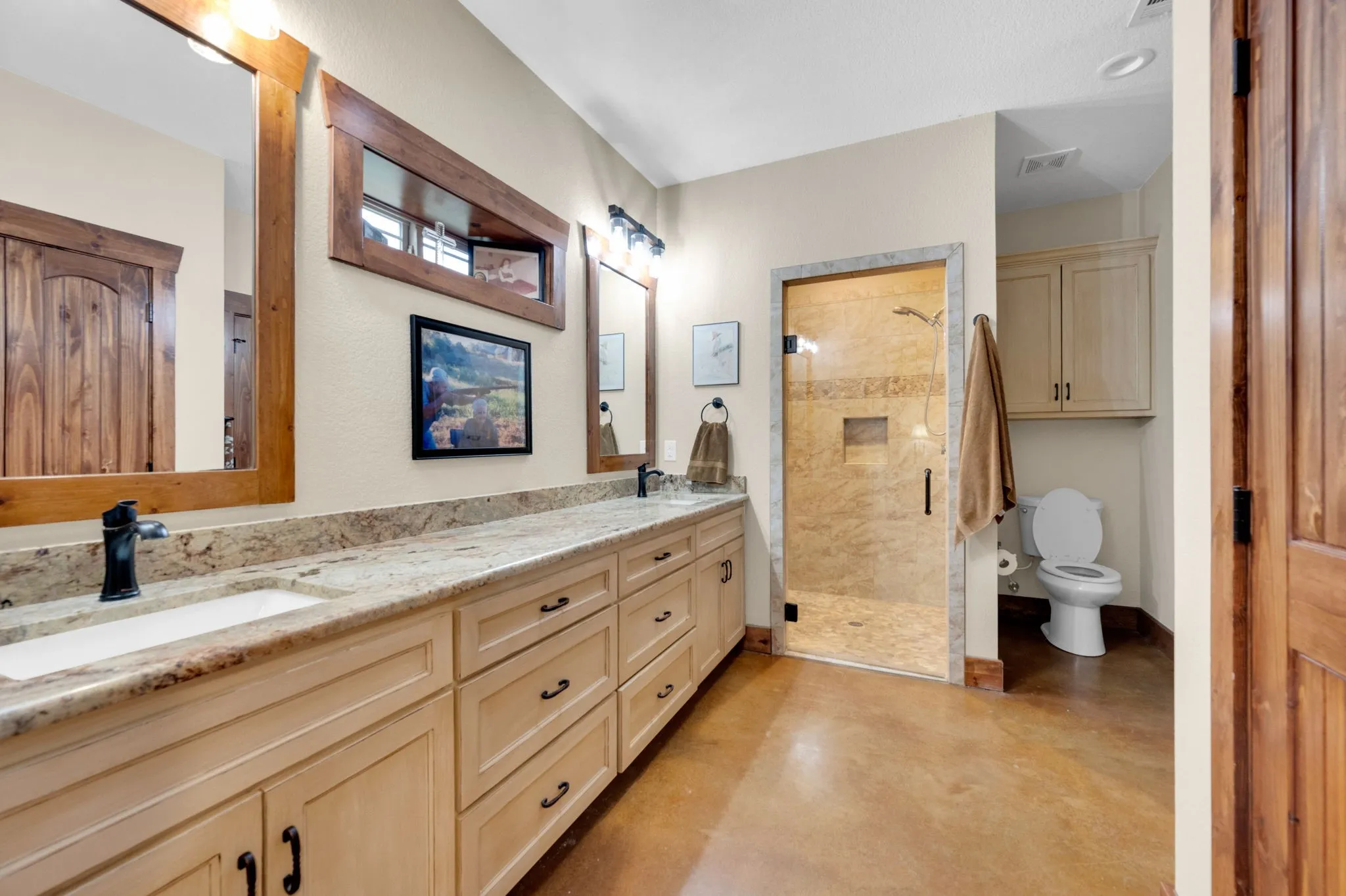 2nd Primary bath