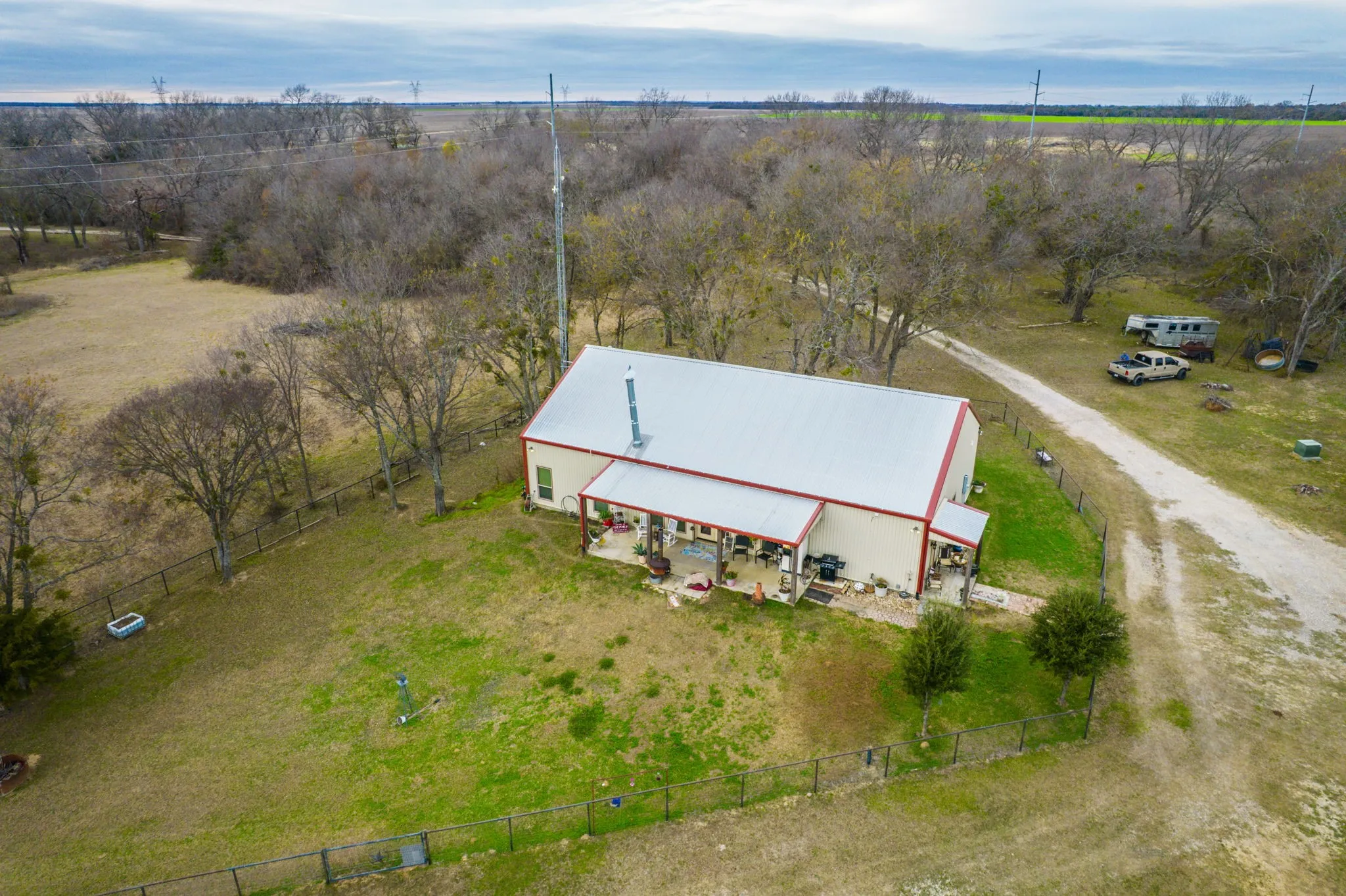 Farm For Sale in Ellis County , 751 Sullivan Road, Ennis, Texas 75119, 4 Bedroom, 3 Bathroom, Garage spaces, 2,720 Sqft, built in 2018, Preowned, mls#21135184, Real Estate Agent in Ennis, Homes For Sale in Ellis county, Homes For Sale in Ennis, Realtor in Ennis Texas, Real Estate Brokerage Independent Realty Texas, Luminita Cordes Realtor