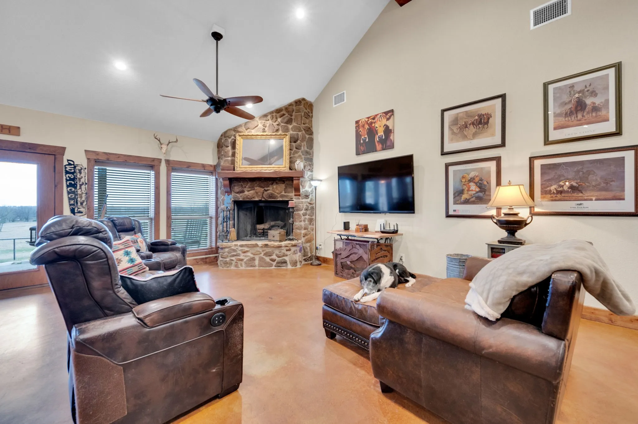Farm For Sale in Ellis County , 751 Sullivan Road, Ennis, Texas 75119, 4 Bedroom, 3 Bathroom, Garage spaces, 2,720 Sqft, built in 2018, Preowned, mls#21135184, Real Estate Agent in Ennis, Homes For Sale in Ellis county, Homes For Sale in Ennis, Realtor in Ennis Texas, Real Estate Brokerage Independent Realty Texas, Luminita Cordes Realtor