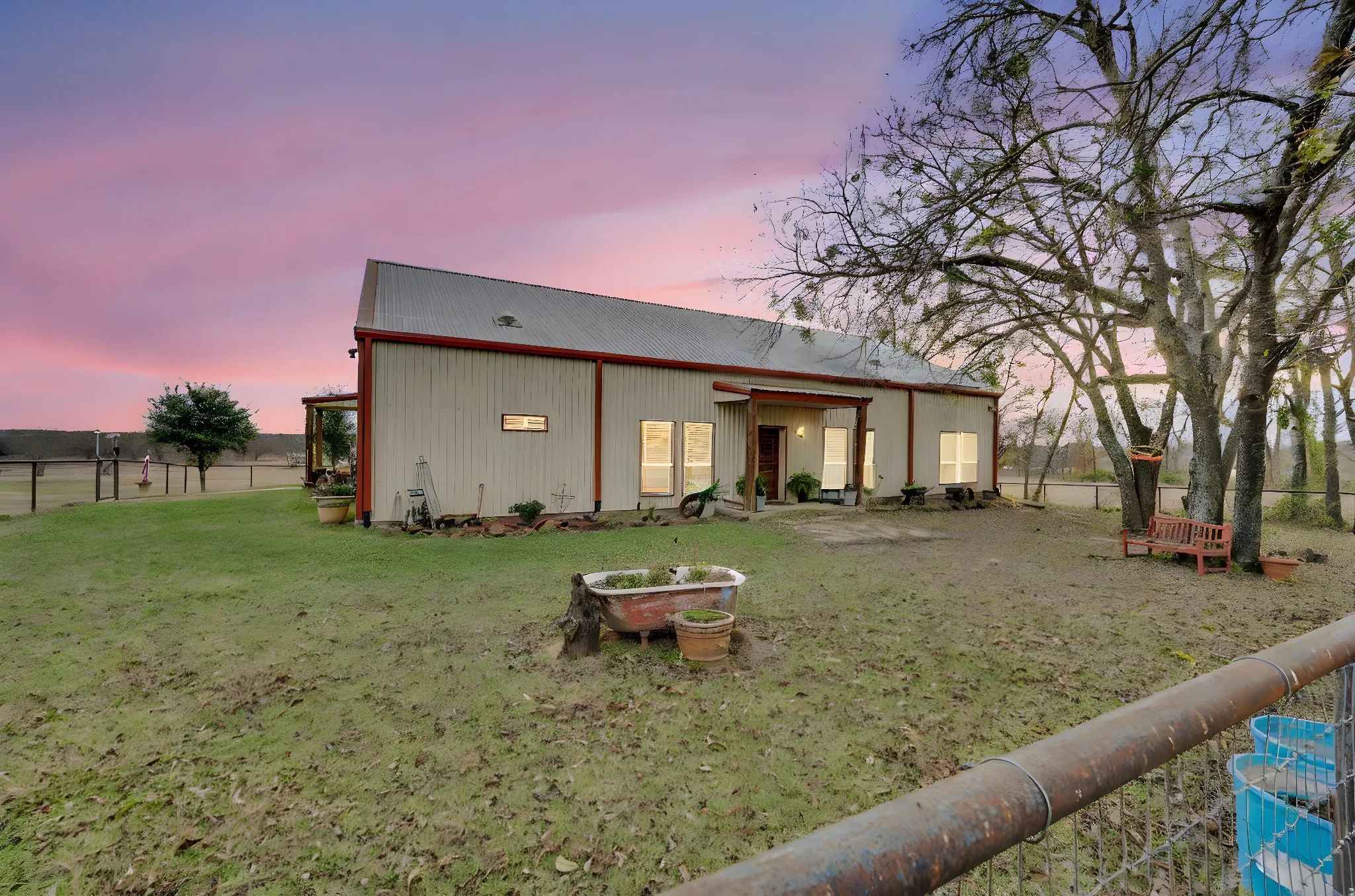 Farm For Sale in Ellis County , 751 Sullivan Road, Ennis, Texas 75119, 4 Bedroom, 3 Bathroom, Garage spaces, 2,720 Sqft, built in 2018, Preowned, mls#21135184, Real Estate Agent in Ennis, Homes For Sale in Ellis county, Homes For Sale in Ennis, Realtor in Ennis Texas, Real Estate Brokerage Independent Realty Texas, Luminita Cordes Realtor