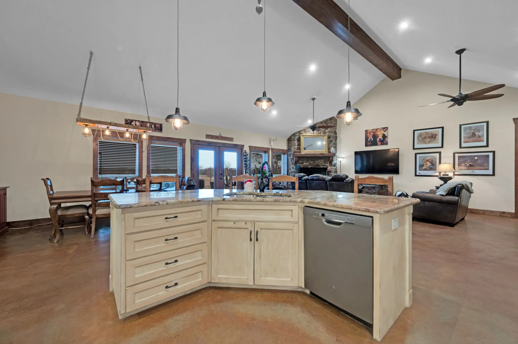 Farm For Sale in Ellis County , 751 Sullivan Road, Ennis, Texas 75119, 4 Bedroom, 3 Bathroom, Garage spaces, 2,720 Sqft, built in 2018, Preowned, mls#21135184, Real Estate Agent in Ennis, Homes For Sale in Ellis county, Homes For Sale in Ennis, Realtor in Ennis Texas, Real Estate Brokerage Independent Realty Texas, Luminita Cordes Realtor