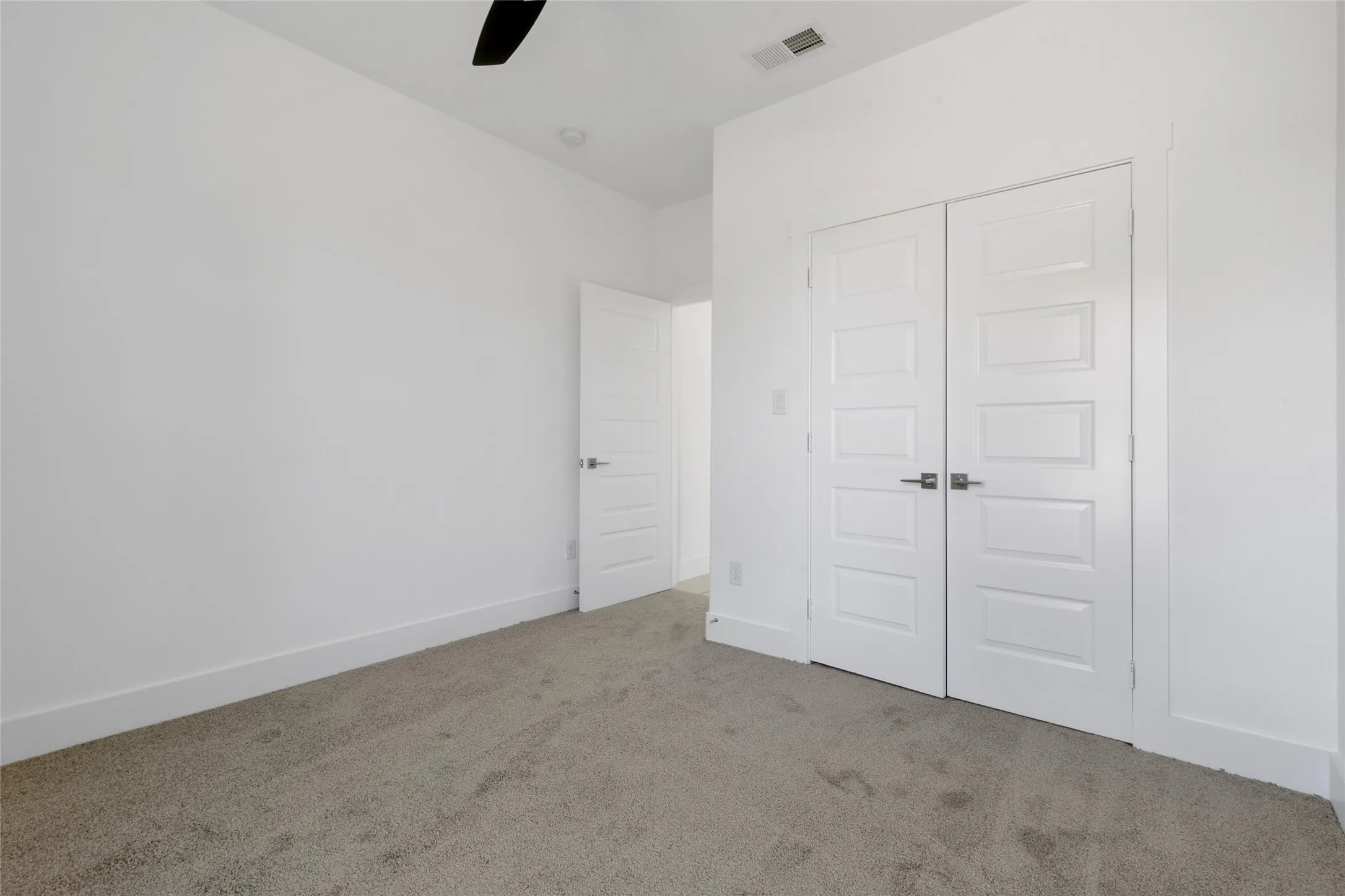 Single Family Residence For Sale in Henderson County , 101 Baker B Ranch Road, Trinidad, Texas 75163, 3 Bedroom, 2 Bathroom, 2 Garage spaces, 1,600 Sqft, built in 2025, New Construction - Complete, mls#21133455, Real Estate Agent in Trinidad, Homes For Sale in Henderson county, Homes For Sale in Trinidad, Realtor in Trinidad Texas, Real Estate Brokerage Independent Realty Texas, Luminita Cordes Realtor