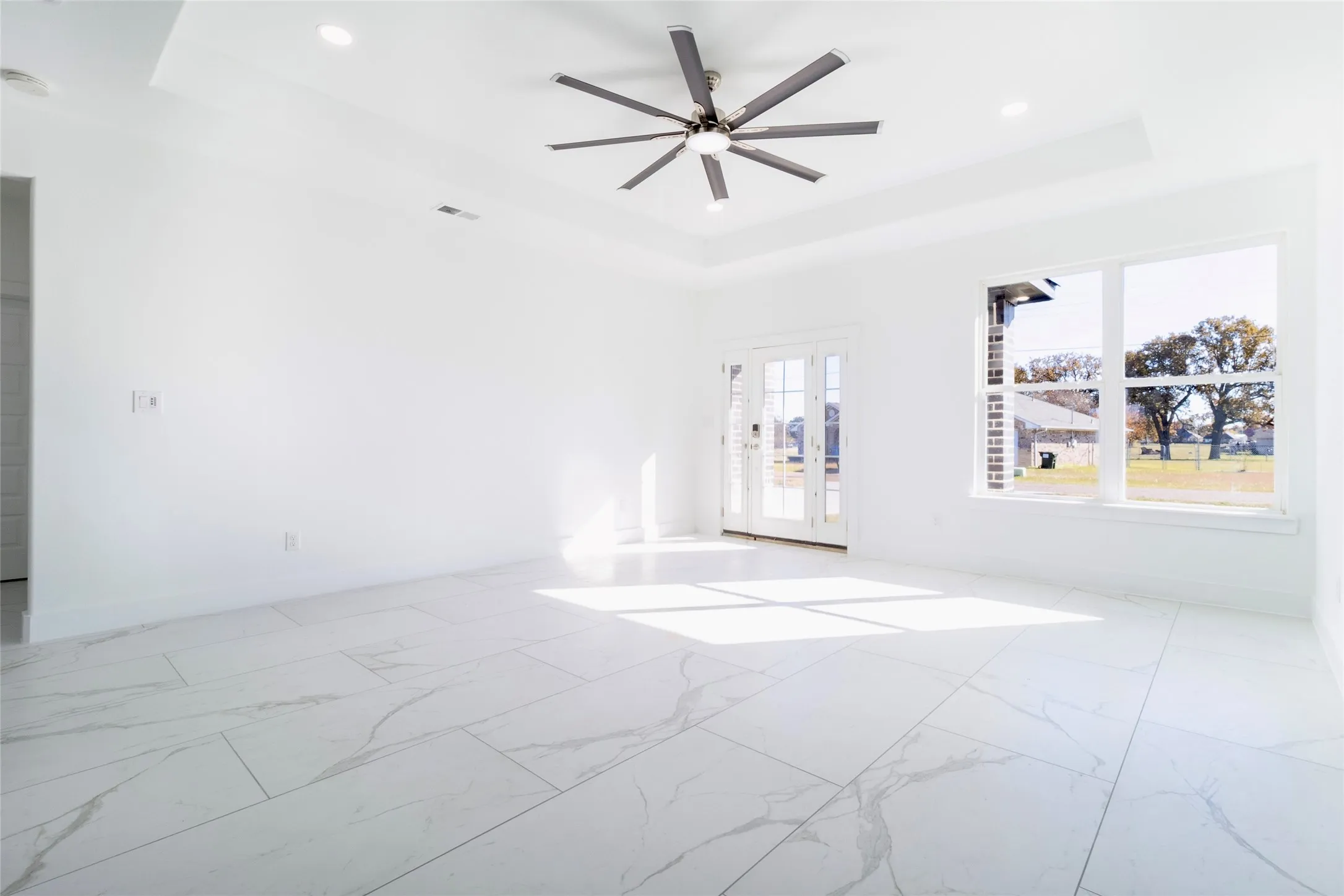 Single Family Residence For Sale in Henderson County , 101 Baker B Ranch Road, Trinidad, Texas 75163, 3 Bedroom, 2 Bathroom, 2 Garage spaces, 1,600 Sqft, built in 2025, New Construction - Complete, mls#21133455, Real Estate Agent in Trinidad, Homes For Sale in Henderson county, Homes For Sale in Trinidad, Realtor in Trinidad Texas, Real Estate Brokerage Independent Realty Texas, Luminita Cordes Realtor