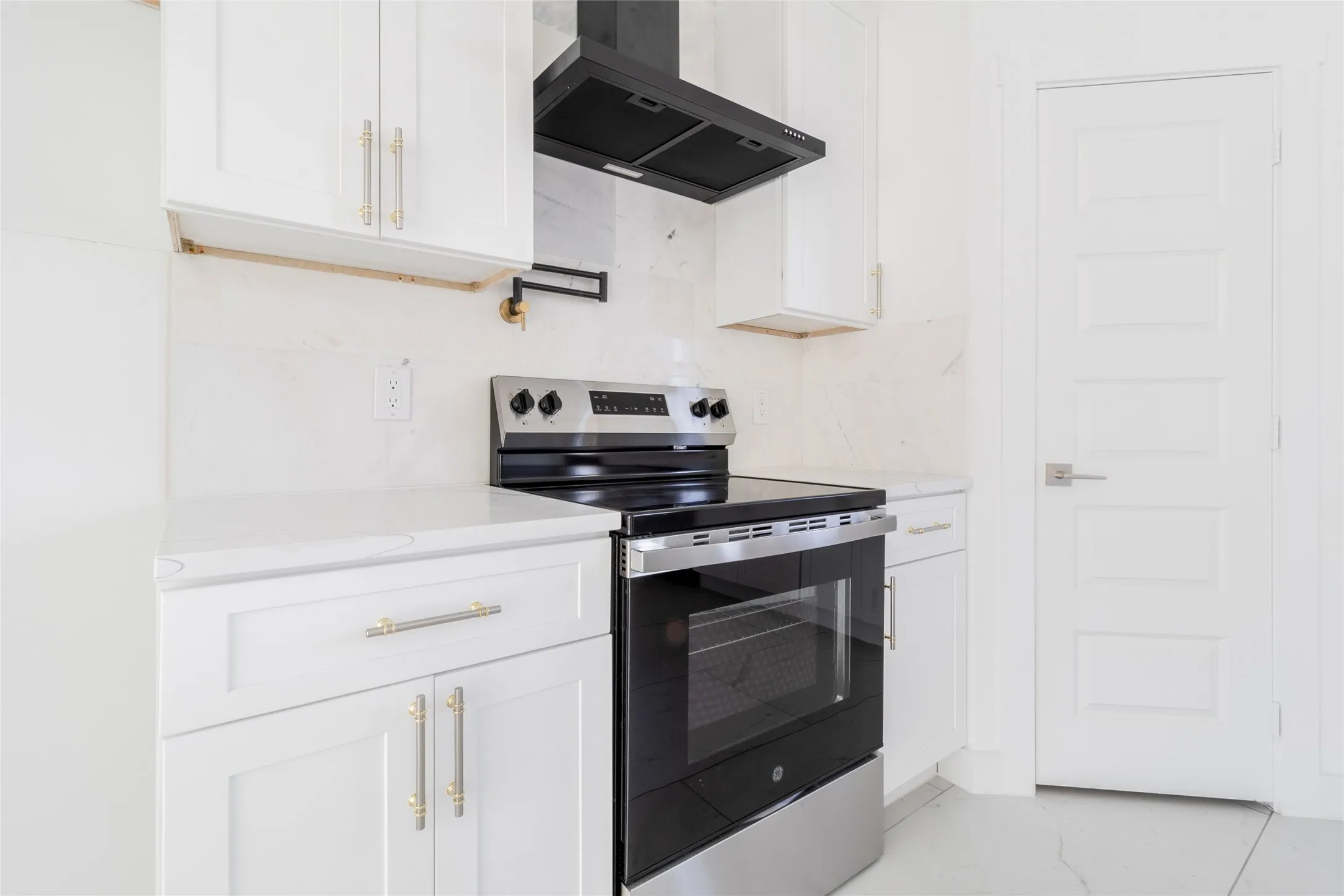 Single Family Residence For Sale in Henderson County , 101 Baker B Ranch Road, Trinidad, Texas 75163, 3 Bedroom, 2 Bathroom, 2 Garage spaces, 1,600 Sqft, built in 2025, New Construction - Complete, mls#21133455, Real Estate Agent in Trinidad, Homes For Sale in Henderson county, Homes For Sale in Trinidad, Realtor in Trinidad Texas, Real Estate Brokerage Independent Realty Texas, Luminita Cordes Realtor