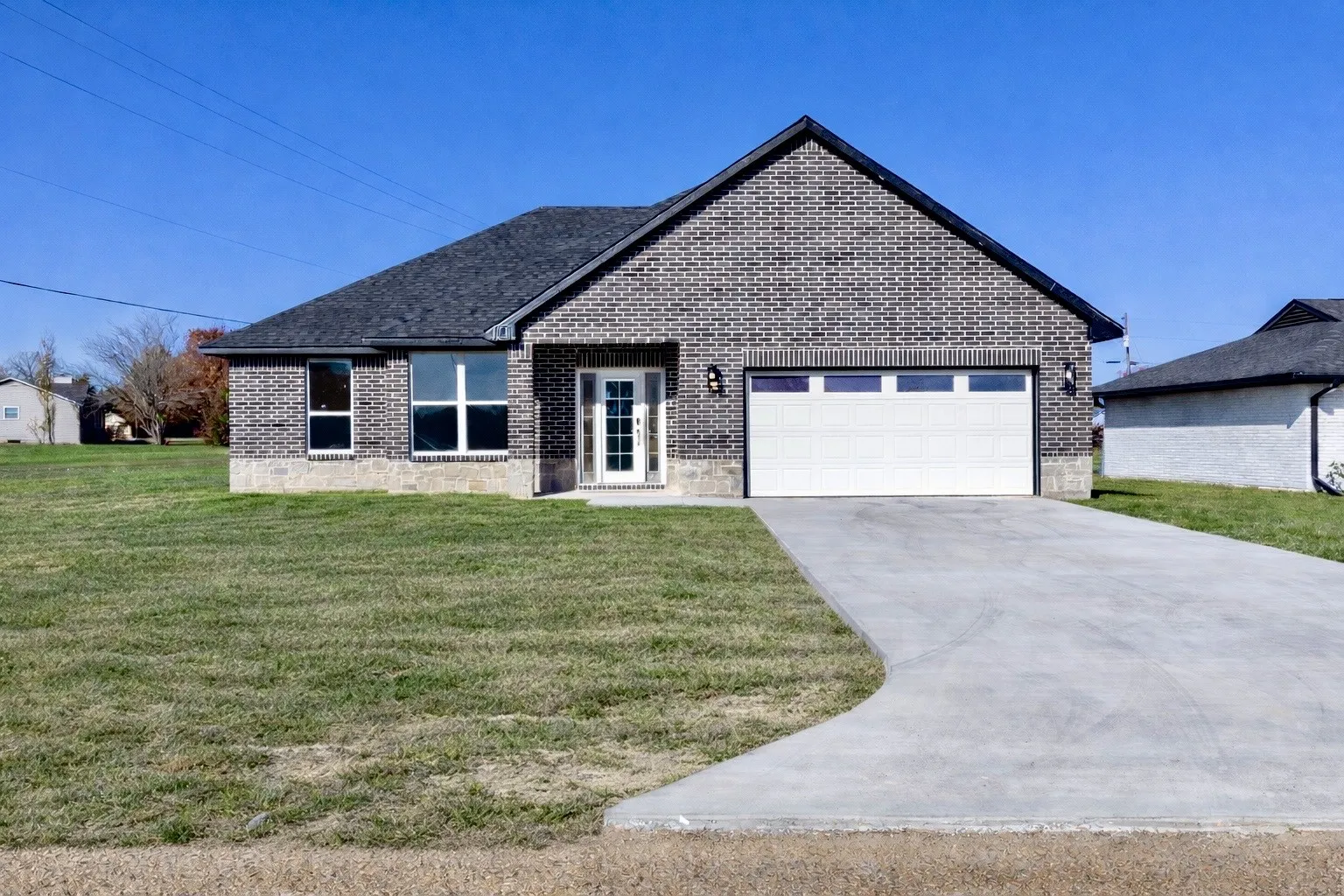Single Family Residence For Sale in Henderson County , 101 Baker B Ranch Road, Trinidad, Texas 75163, 3 Bedroom, 2 Bathroom, 2 Garage spaces, 1,600 Sqft, built in 2025, New Construction - Complete, mls#21133455, Real Estate Agent in Trinidad, Homes For Sale in Henderson county, Homes For Sale in Trinidad, Realtor in Trinidad Texas, Real Estate Brokerage Independent Realty Texas, Luminita Cordes Realtor