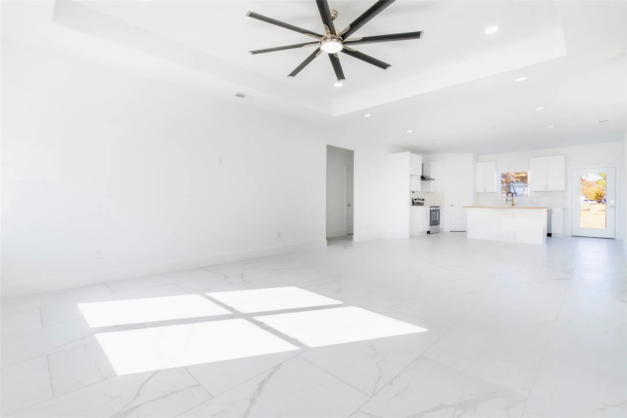 Single Family Residence For Sale in Henderson County , 101 Baker B Ranch Road, Trinidad, Texas 75163, 3 Bedroom, 2 Bathroom, 2 Garage spaces, 1,600 Sqft, built in 2025, New Construction - Complete, mls#21133455, Real Estate Agent in Trinidad, Homes For Sale in Henderson county, Homes For Sale in Trinidad, Realtor in Trinidad Texas, Real Estate Brokerage Independent Realty Texas, Luminita Cordes Realtor
