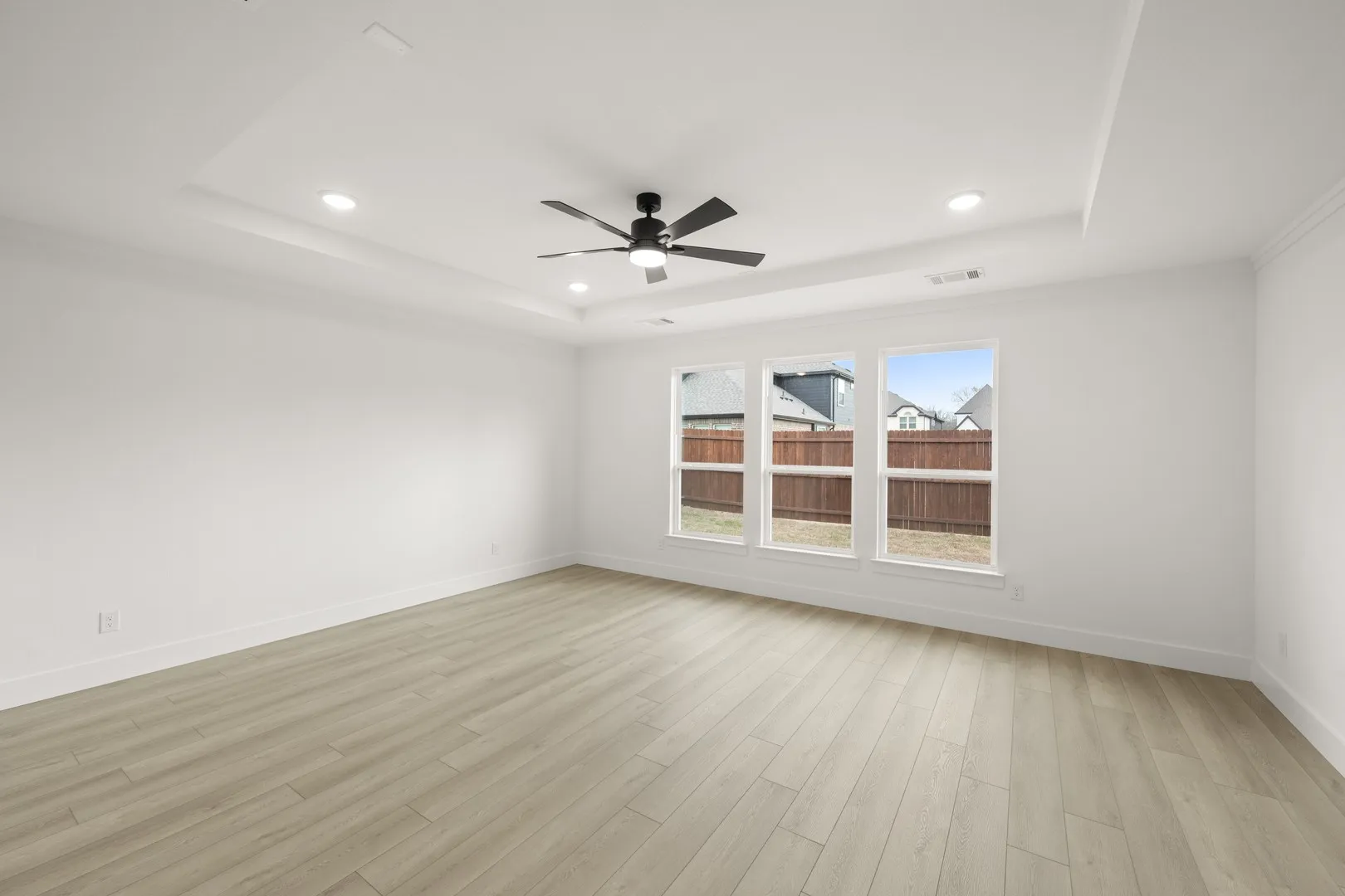 341 Loretta- Primary Suite-4044
