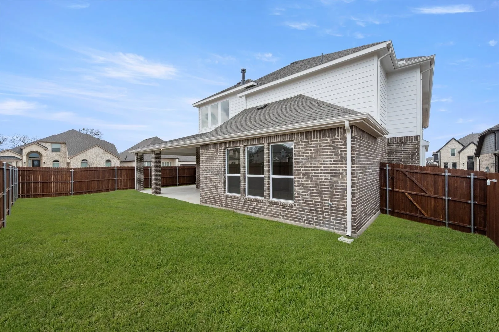 Single Family Residence For Sale in Johnson County , 341 Loretta Lane, Burleson, Texas 76028, 5 Bedroom, 4 Bathroom, 2 Garage spaces, 4,315 Sqft, built in 2025, New Construction - Complete, mls#21136196, Real Estate Agent in Burleson, Homes For Sale in Johnson county, Homes For Sale in Burleson, Realtor in Burleson Texas, Real Estate Brokerage Independent Realty Texas, Luminita Cordes Realtor