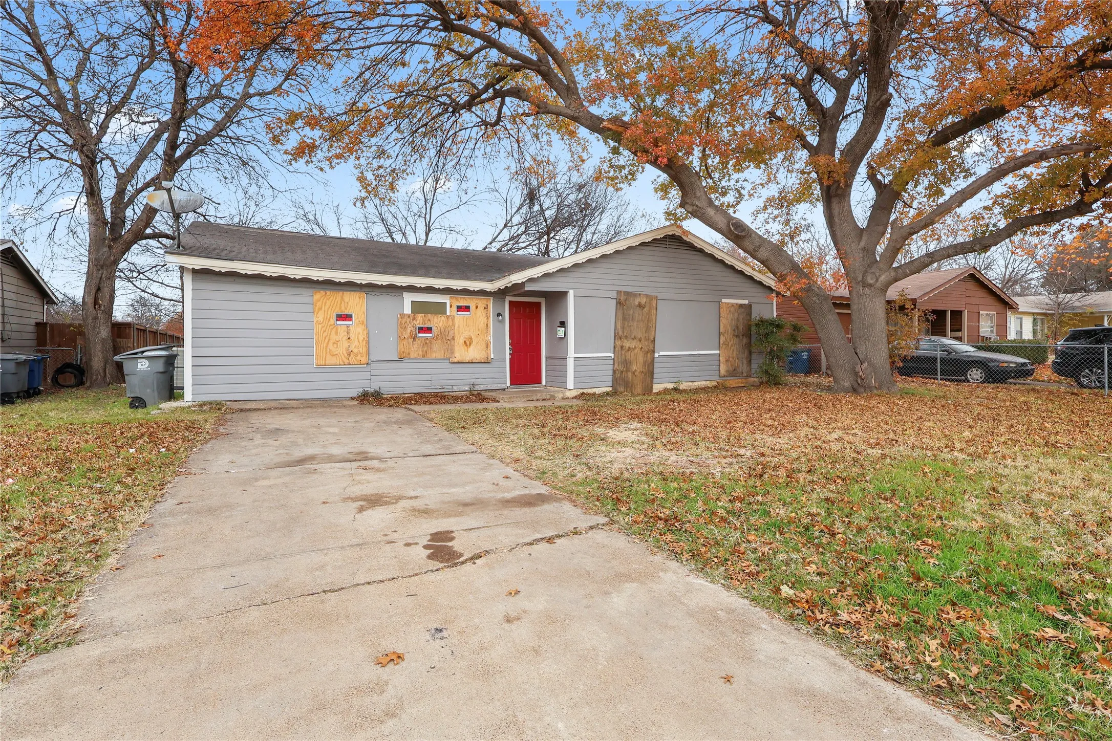 Single Family Residence For Sale in Dallas County , 725 Emberwood Drive, Dallas, Texas 75232, 4 Bedroom, 1 Bathroom, Garage spaces, 1,284 Sqft, built in 1956, mls#21129173, Real Estate Agent in Dallas, Homes For Sale in Dallas county, Homes For Sale in Dallas, Realtor in Dallas Texas, Real Estate Brokerage Independent Realty Texas, Luminita Cordes Realtor