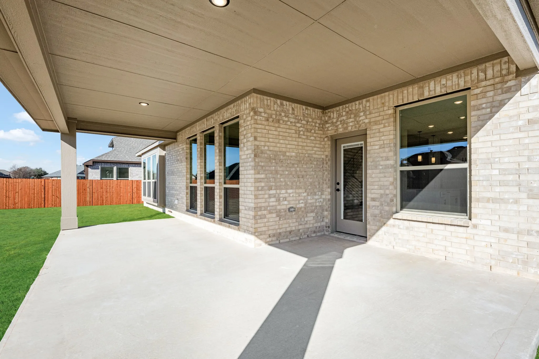 Single Family Residence For Sale in Ellis County , 115 Tetrad Circle, Waxahachie, Texas 75165, 4 Bedroom, 4 Bathroom, 3 Garage spaces, 3,435 Sqft, built in 2025, New Construction - Complete, mls#21125642, Real Estate Agent in Waxahachie, Homes For Sale in Ellis county, Homes For Sale in Waxahachie, Realtor in Waxahachie Texas, Real Estate Brokerage Independent Realty Texas, Luminita Cordes Realtor