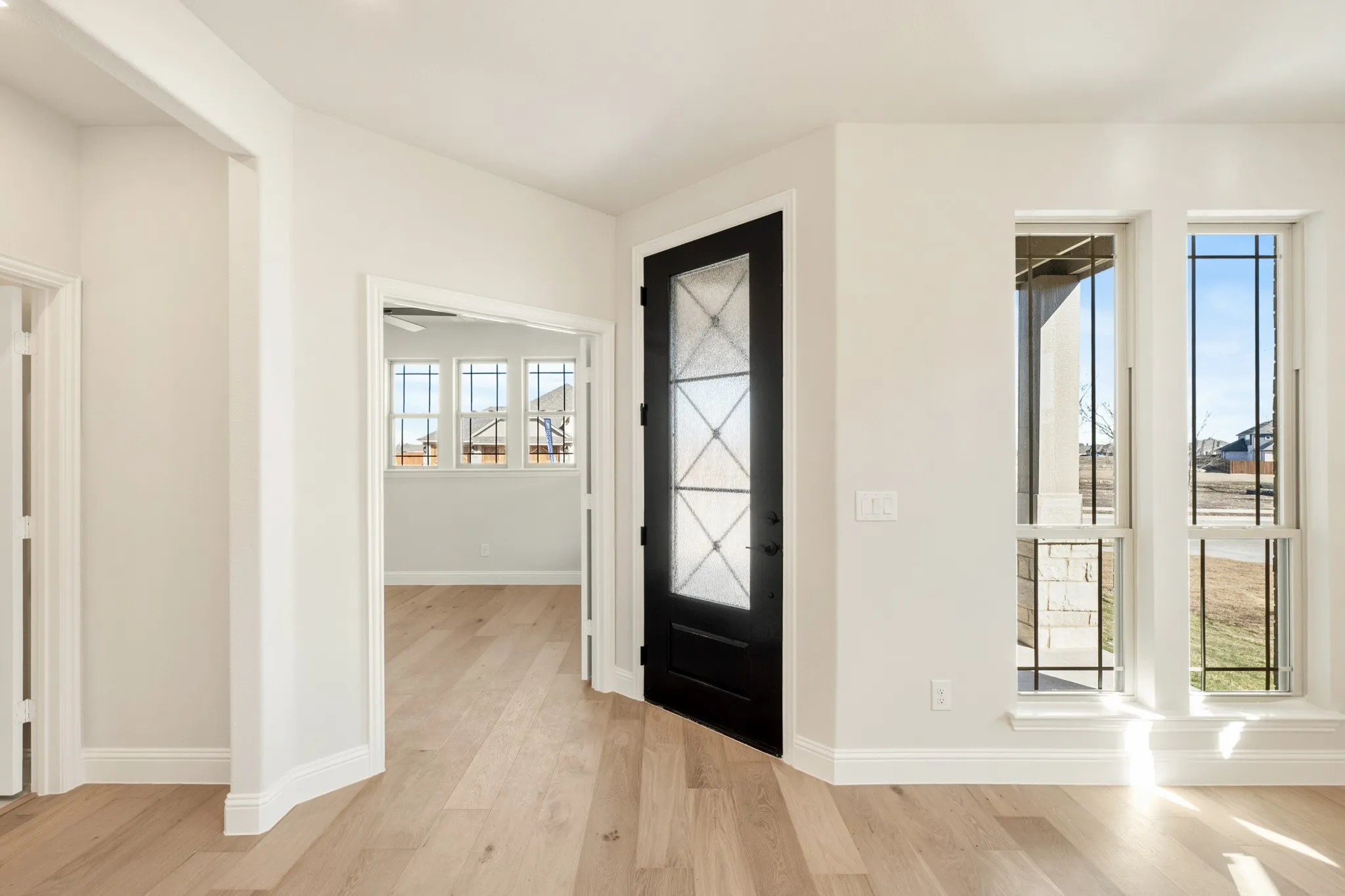 Single Family Residence For Sale in Ellis County , 115 Tetrad Circle, Waxahachie, Texas 75165, 4 Bedroom, 4 Bathroom, 3 Garage spaces, 3,435 Sqft, built in 2025, New Construction - Complete, mls#21125642, Real Estate Agent in Waxahachie, Homes For Sale in Ellis county, Homes For Sale in Waxahachie, Realtor in Waxahachie Texas, Real Estate Brokerage Independent Realty Texas, Luminita Cordes Realtor