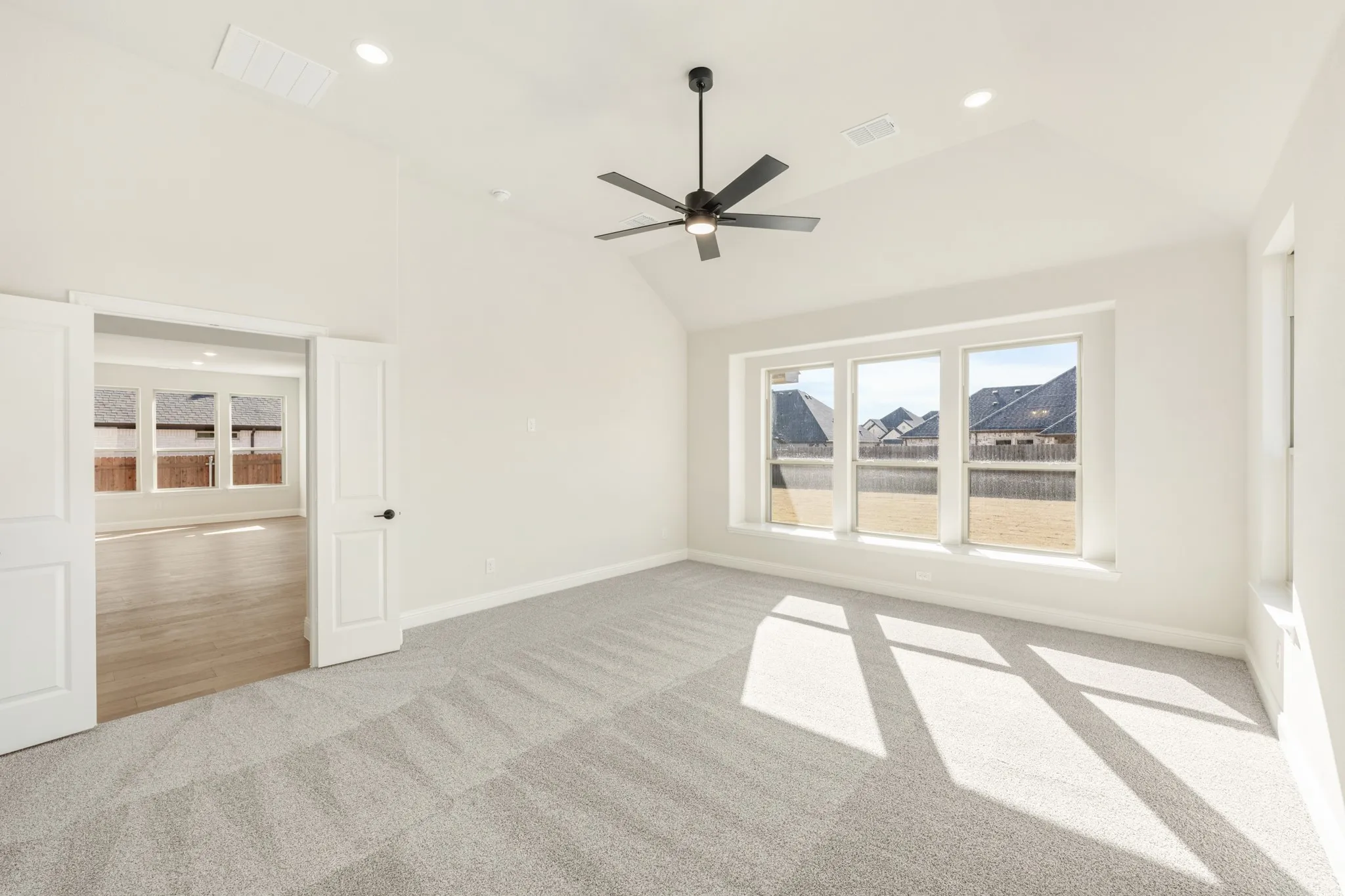Single Family Residence For Sale in Ellis County , 115 Tetrad Circle, Waxahachie, Texas 75165, 4 Bedroom, 4 Bathroom, 3 Garage spaces, 3,435 Sqft, built in 2025, New Construction - Complete, mls#21125642, Real Estate Agent in Waxahachie, Homes For Sale in Ellis county, Homes For Sale in Waxahachie, Realtor in Waxahachie Texas, Real Estate Brokerage Independent Realty Texas, Luminita Cordes Realtor