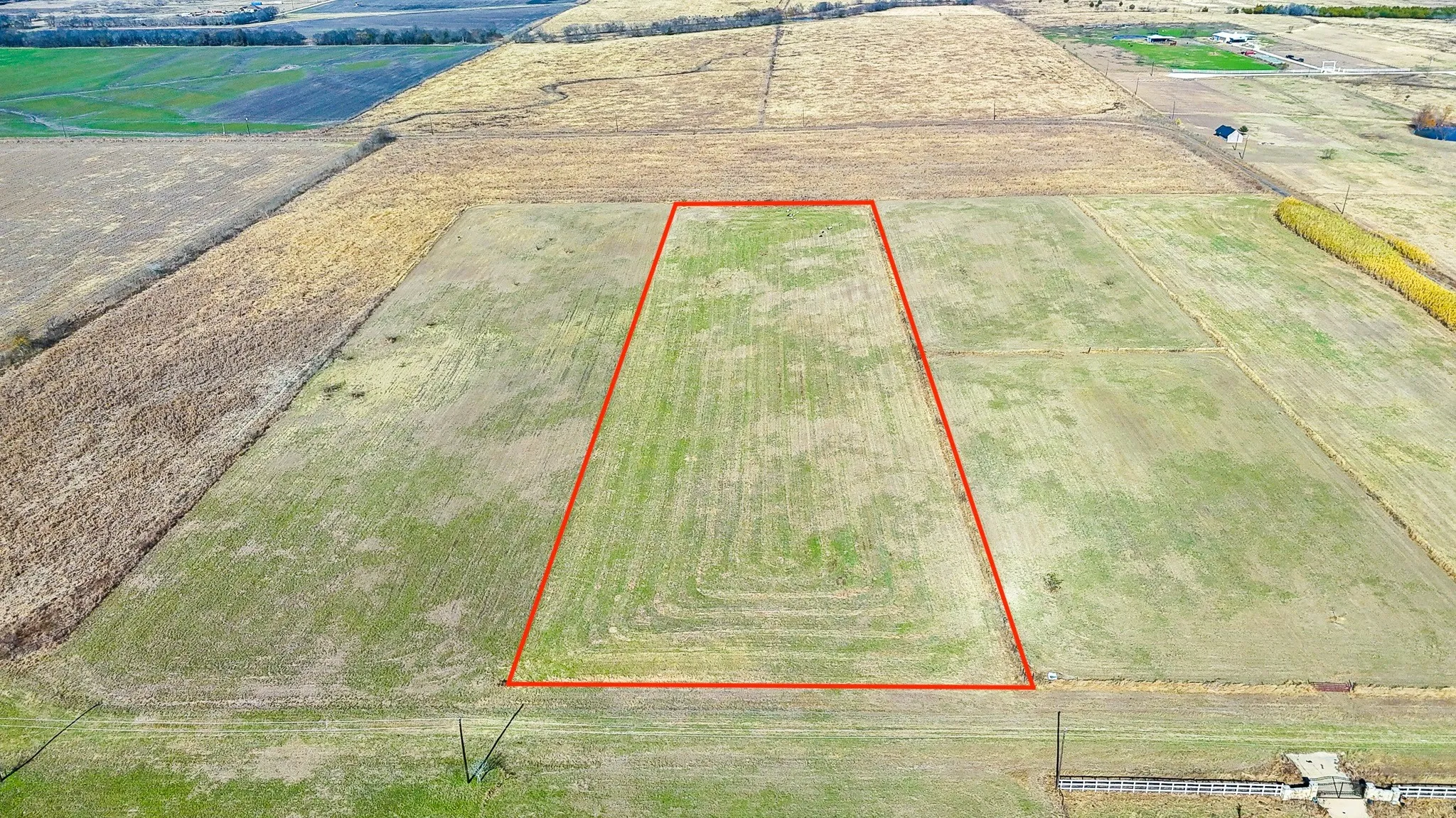 outline of 5 acres.