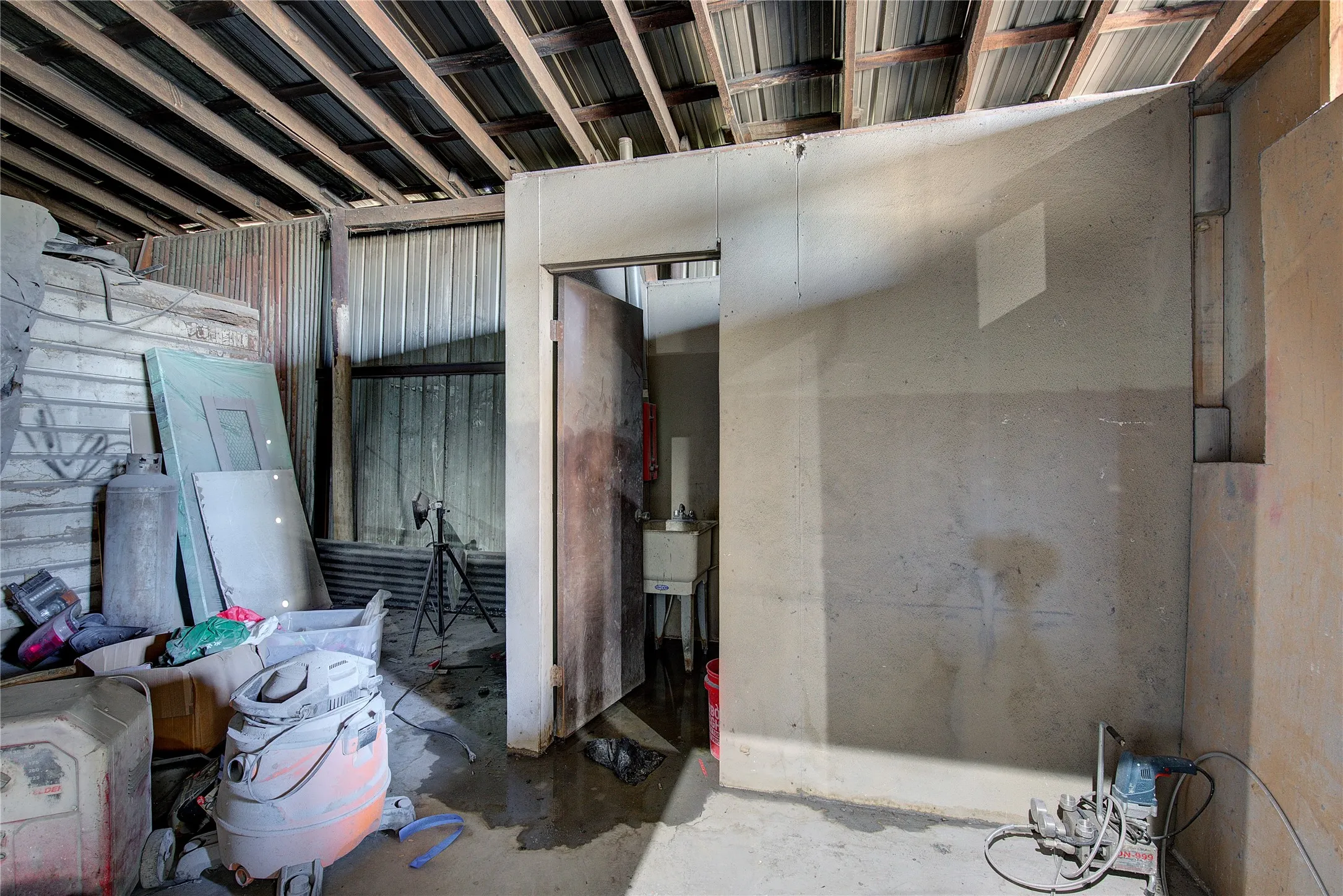 Industrial For Sale in Hopkins County , 3974 Texas 11 E, Sulphur Springs, Texas 75482, 0, 0, Garage spaces, 1,417 Sqft, built in 1949, Preowned, mls#21130981, Real Estate Agent in Sulphur Springs, Homes For Sale in Hopkins county, Homes For Sale in Sulphur Springs, Realtor in Sulphur Springs Texas, Real Estate Brokerage Independent Realty Texas, Luminita Cordes Realtor