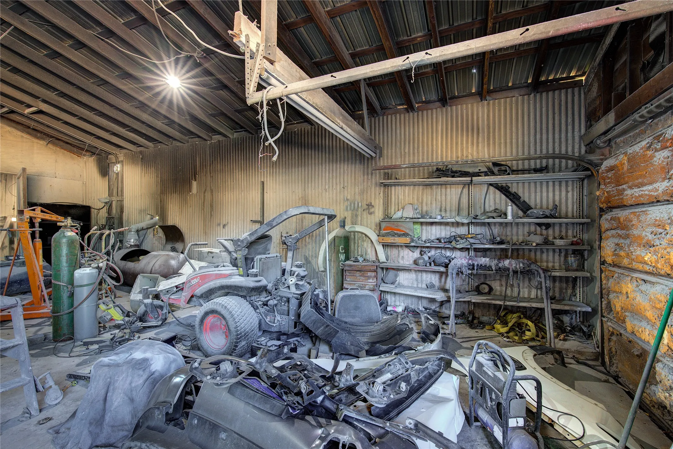 Industrial For Sale in Hopkins County , 3974 Texas 11 E, Sulphur Springs, Texas 75482, 0, 0, Garage spaces, 1,417 Sqft, built in 1949, Preowned, mls#21130981, Real Estate Agent in Sulphur Springs, Homes For Sale in Hopkins county, Homes For Sale in Sulphur Springs, Realtor in Sulphur Springs Texas, Real Estate Brokerage Independent Realty Texas, Luminita Cordes Realtor