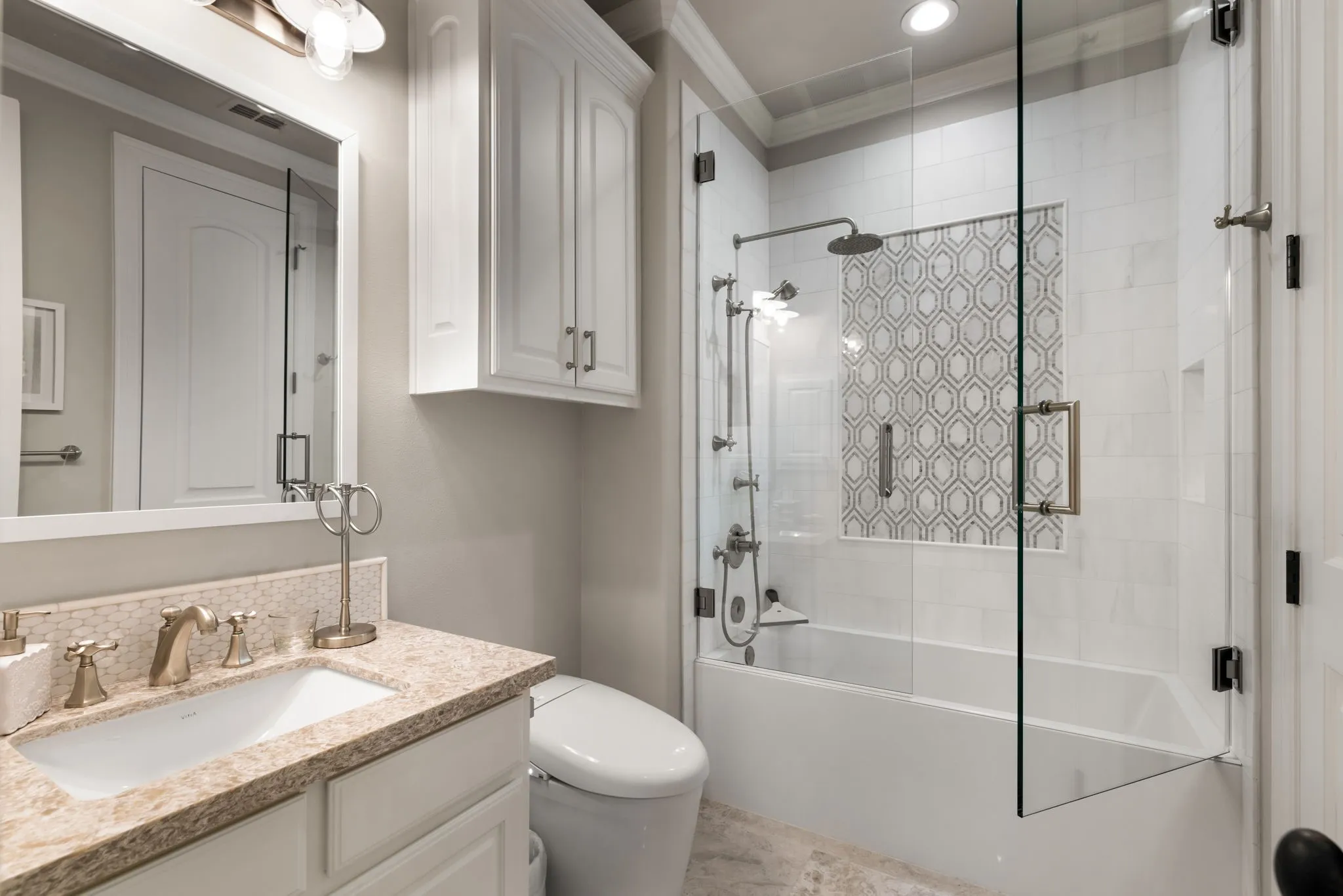 On Suite bath