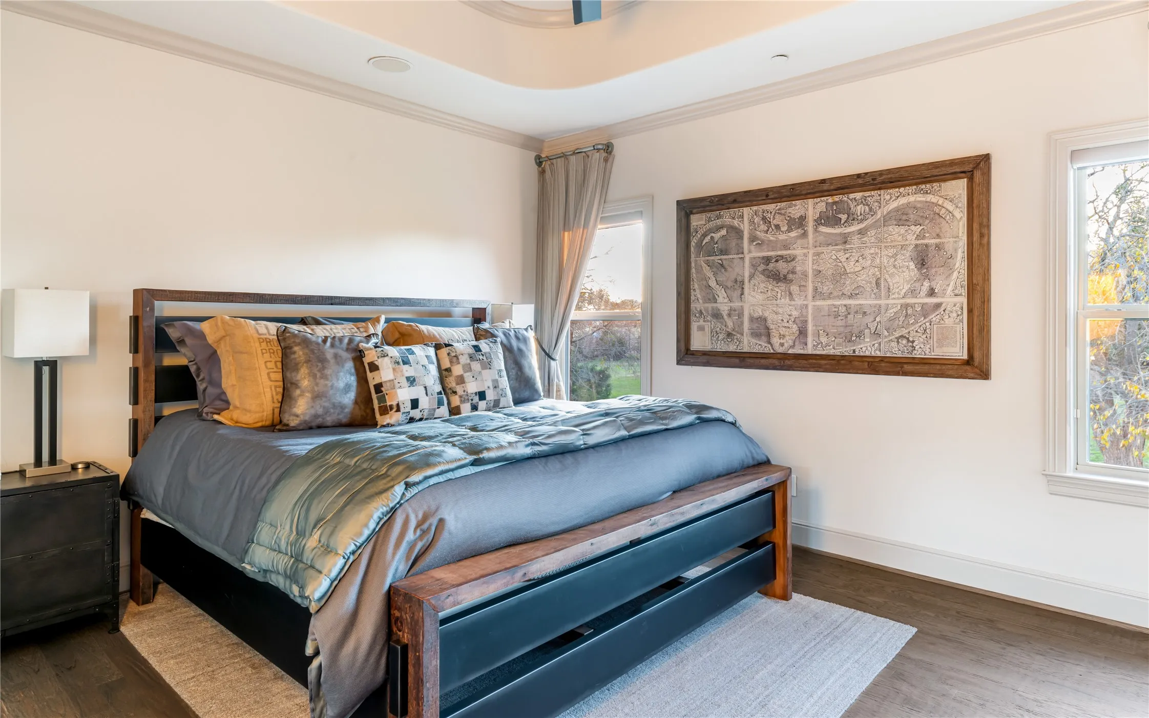 Secondary upstairs bedroom with on suite