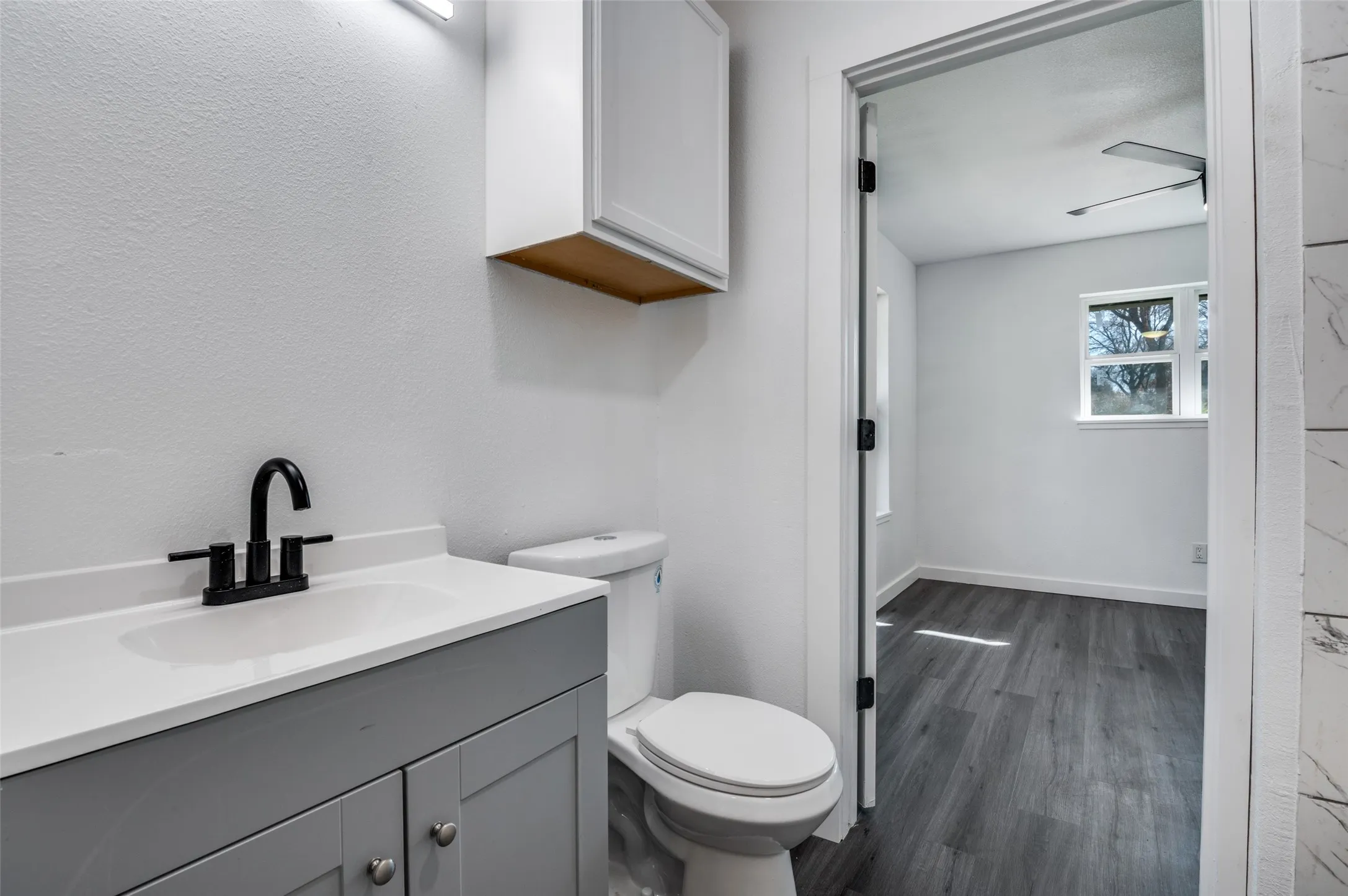Single Family Residence For Sale in Dallas County , 1241 Springbrook Drive, De Soto, Texas 75115, 4 Bedroom, 3 Bathroom, 2 Garage spaces, 1,865 Sqft, built in 1969, Preowned, mls#21136514, Real Estate Agent in De Soto, Homes For Sale in Dallas county, Homes For Sale in De Soto, Realtor in De Soto Texas, Real Estate Brokerage Independent Realty Texas, Luminita Cordes Realtor