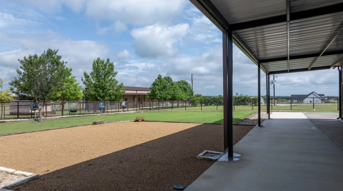 Single Family Residence For Sale in Wise County , 904 County Road 3341, Paradise, Texas 76073, 3 Bedroom, 3 Bathroom, 2 Garage spaces, 2,654 Sqft, built in 2007, Preowned, mls#21128054, Real Estate Agent in Paradise, Homes For Sale in Wise county, Homes For Sale in Paradise, Realtor in Paradise Texas, Real Estate Brokerage Independent Realty Texas, Luminita Cordes Realtor