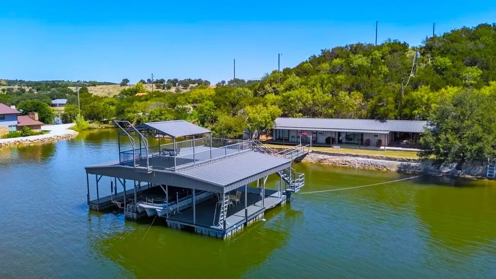 Single Family Residence For Sale in Stephens County , 8301 County Road 300, Graham, Texas 76450, 4 Bedrooms, 2 Bathrooms, Garage spaces, 1 Sqft, built in 2024, New Construction - Complete, Price $1,400,000, mls#21127488, Real Estate Agent in Graham, Homes For Sale in Stephens county, Homes For Sale in Graham, Realtor in Graham Texas, Real Estate Brokerage Independent Realty Texas, Luminita Cordes Realtor