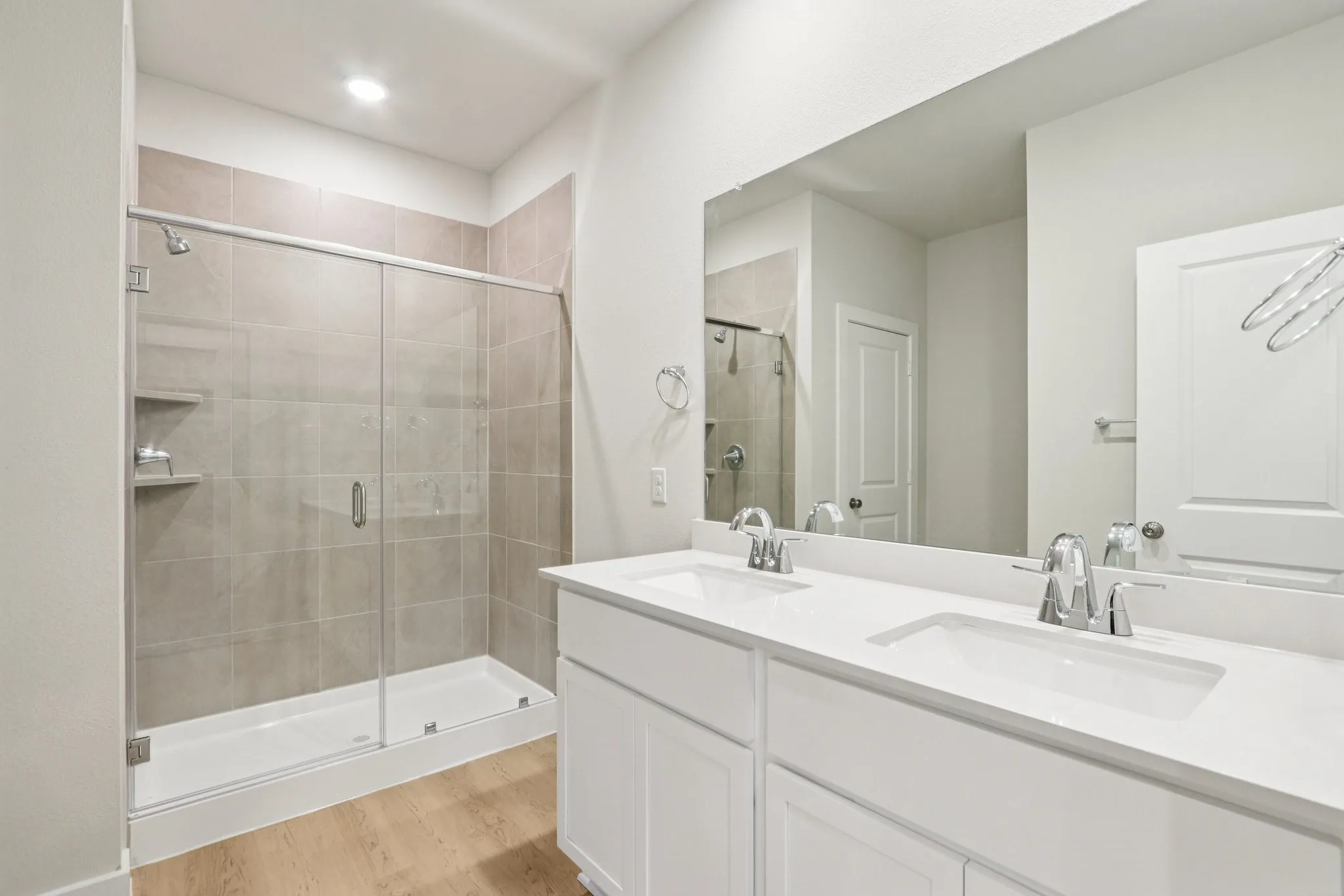 Single Family Residence For Sale in Kaufman County , 717 Vineyard Way, Forney, Texas 75126, 4 Bedroom, 3 Bathroom, 3 Garage spaces, 2,013 Sqft, built in 2025, New Construction - Incomplete, mls#21136709, Real Estate Agent in Forney, Homes For Sale in Kaufman county, Homes For Sale in Forney, Realtor in Forney Texas, Real Estate Brokerage Independent Realty Texas, Luminita Cordes Realtor