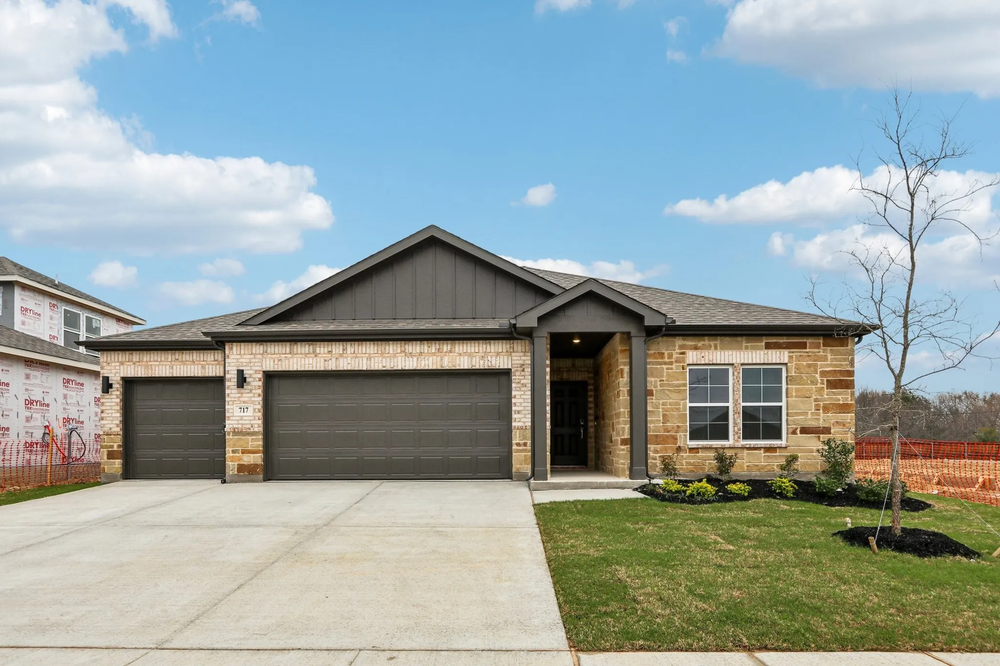 Single Family Residence For Sale in Kaufman County , 717 Vineyard Way, Forney, Texas 75126, 4 Bedroom, 3 Bathroom, 3 Garage spaces, 2,013 Sqft, built in 2025, New Construction - Incomplete, mls#21136709, Real Estate Agent in Forney, Homes For Sale in Kaufman county, Homes For Sale in Forney, Realtor in Forney Texas, Real Estate Brokerage Independent Realty Texas, Luminita Cordes Realtor