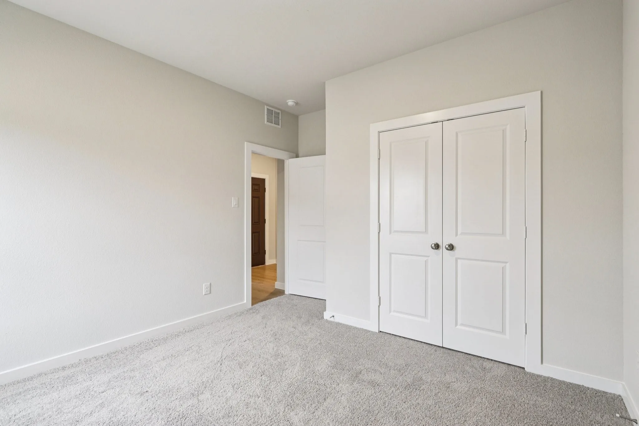 Single Family Residence For Sale in Kaufman County , 717 Vineyard Way, Forney, Texas 75126, 4 Bedroom, 3 Bathroom, 3 Garage spaces, 2,013 Sqft, built in 2025, New Construction - Incomplete, mls#21136709, Real Estate Agent in Forney, Homes For Sale in Kaufman county, Homes For Sale in Forney, Realtor in Forney Texas, Real Estate Brokerage Independent Realty Texas, Luminita Cordes Realtor
