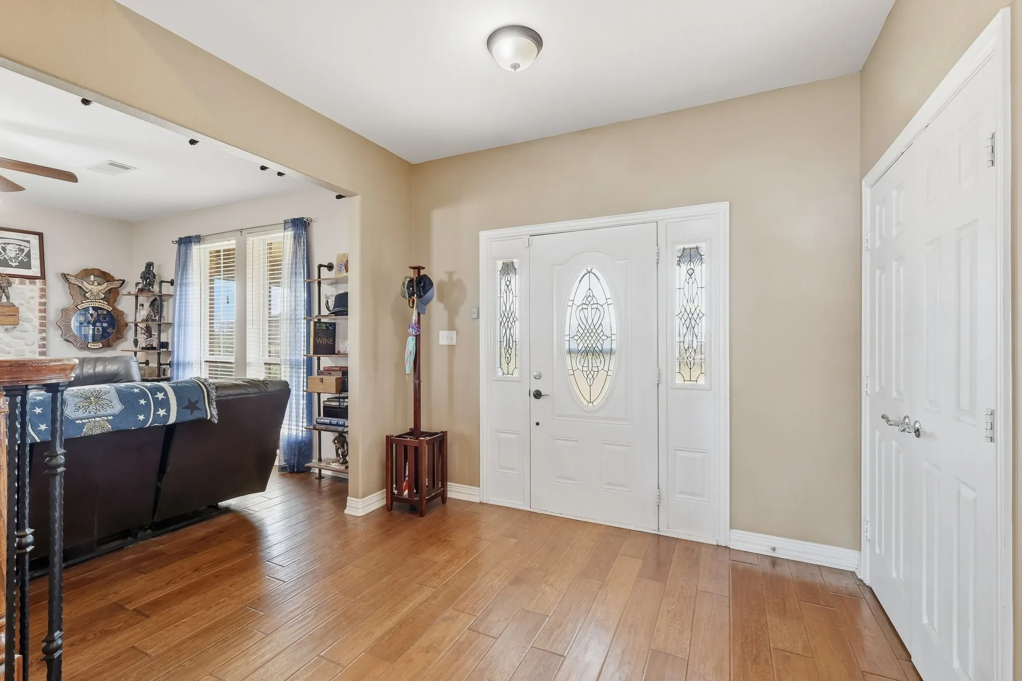 Single Family Residence For Sale in Wise County , 102 Van Meter Drive, Aurora, Texas 76078, 4 Bedroom, 3 Bathroom, 3 Garage spaces, 3,768 Sqft, built in 2005, mls#21136698, Real Estate Agent in Aurora, Homes For Sale in Wise county, Homes For Sale in Aurora, Realtor in Aurora Texas, Real Estate Brokerage Independent Realty Texas, Luminita Cordes Realtor