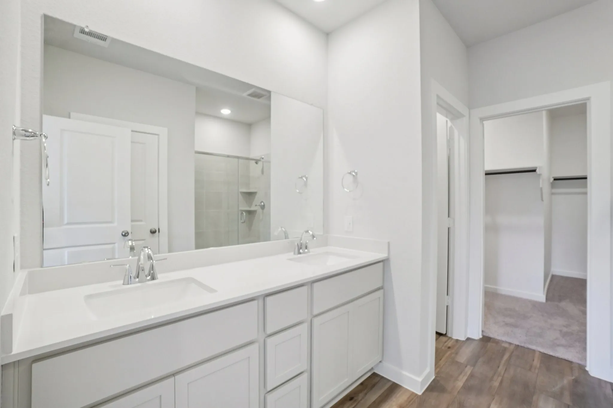 Single Family Residence For Sale in Kaufman County , 733 Vineyard Way, Forney, Texas 75126, 4 Bedroom, 3 Bathroom, 3 Garage spaces, 2,730 Sqft, built in 2025, New Construction - Incomplete, mls#21136715, Real Estate Agent in Forney, Homes For Sale in Kaufman county, Homes For Sale in Forney, Realtor in Forney Texas, Real Estate Brokerage Independent Realty Texas, Luminita Cordes Realtor